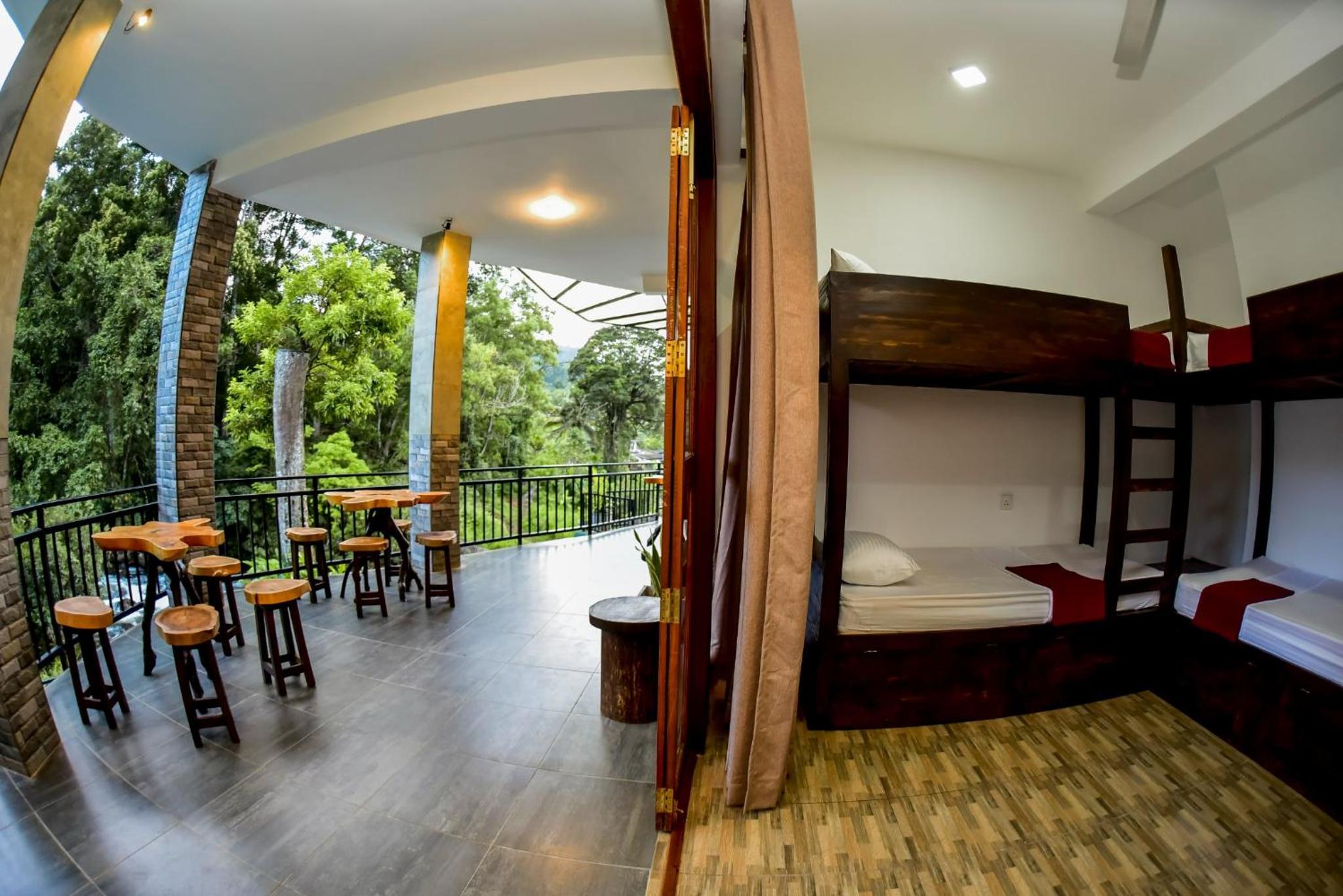 Mixed Dormitory Room photo 1