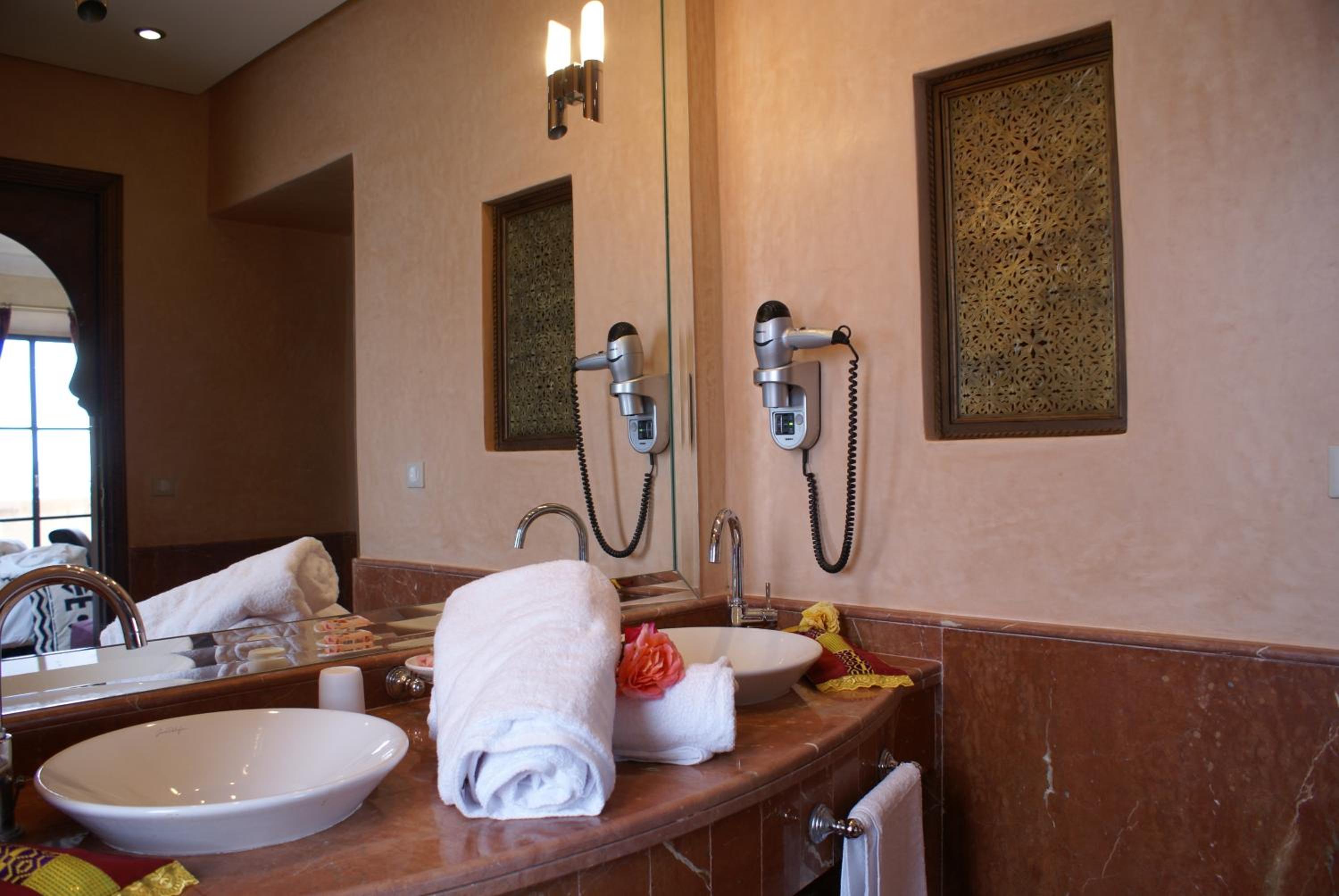 Junior Suite with Balcony photo 3