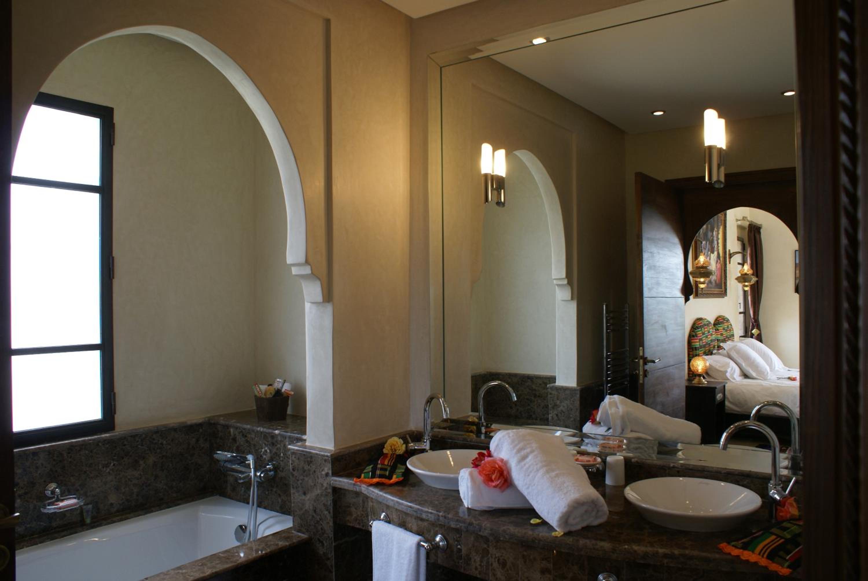 Junior Suite with Mountain View photo 3
