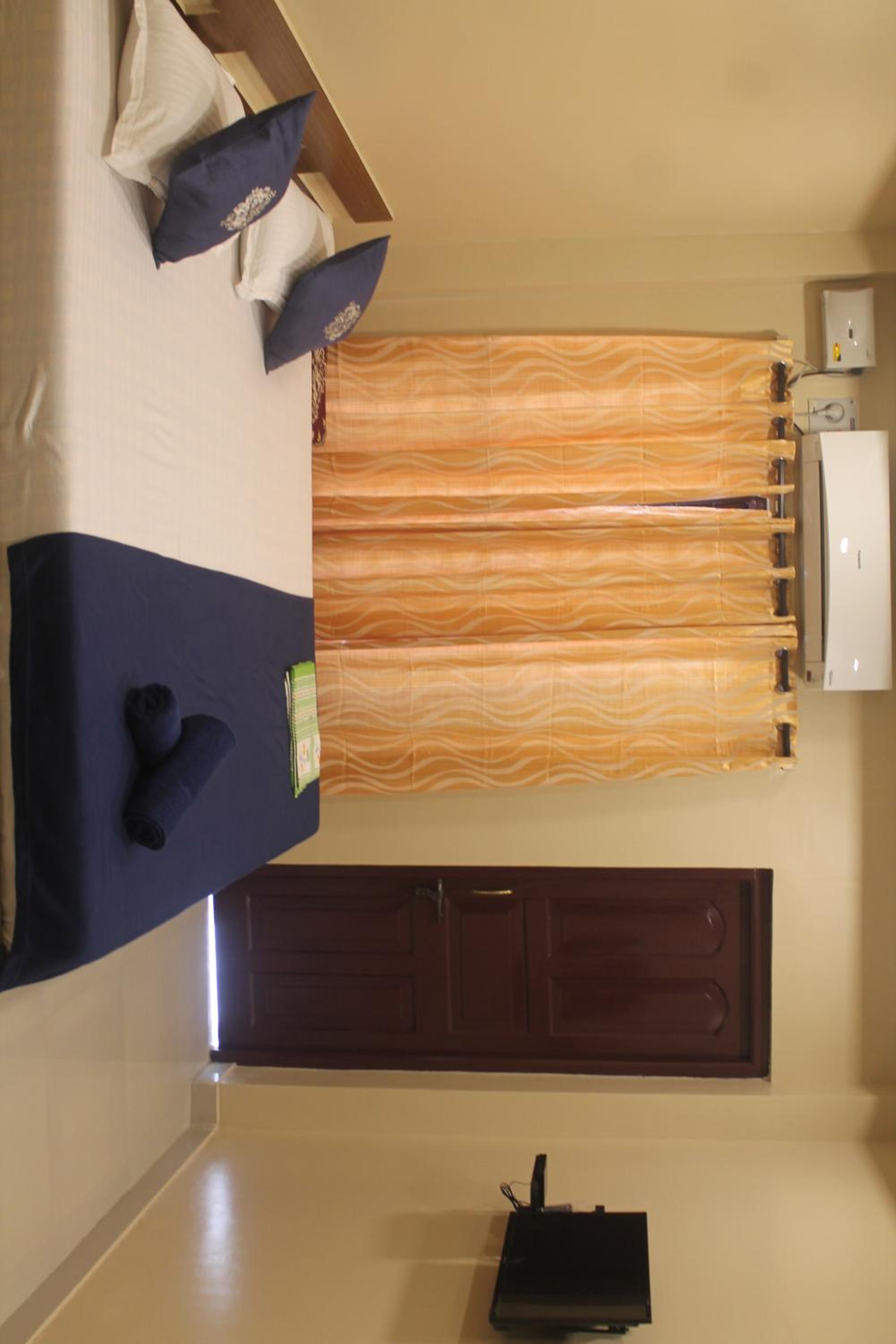 Family Room photo 1