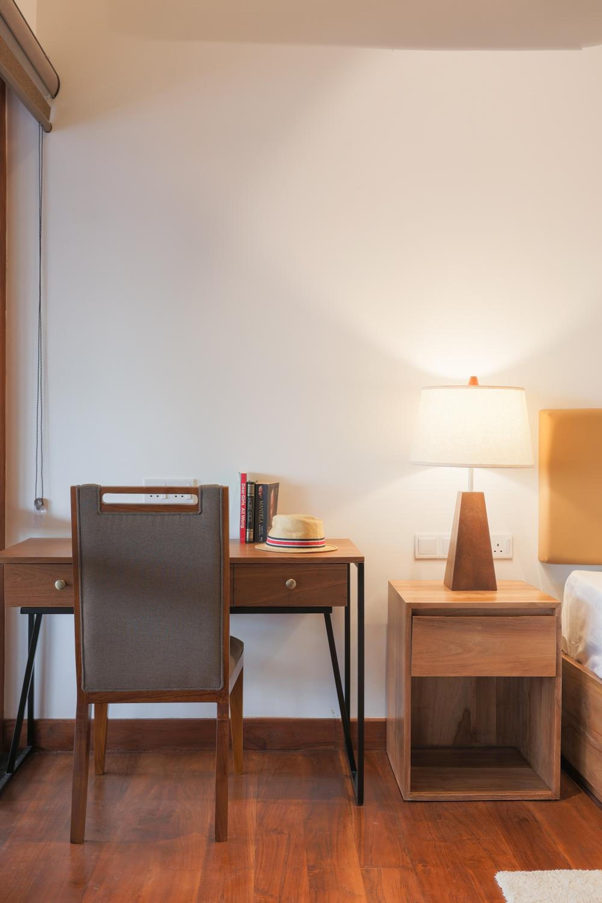 One-Bedroom Apartment photo 2