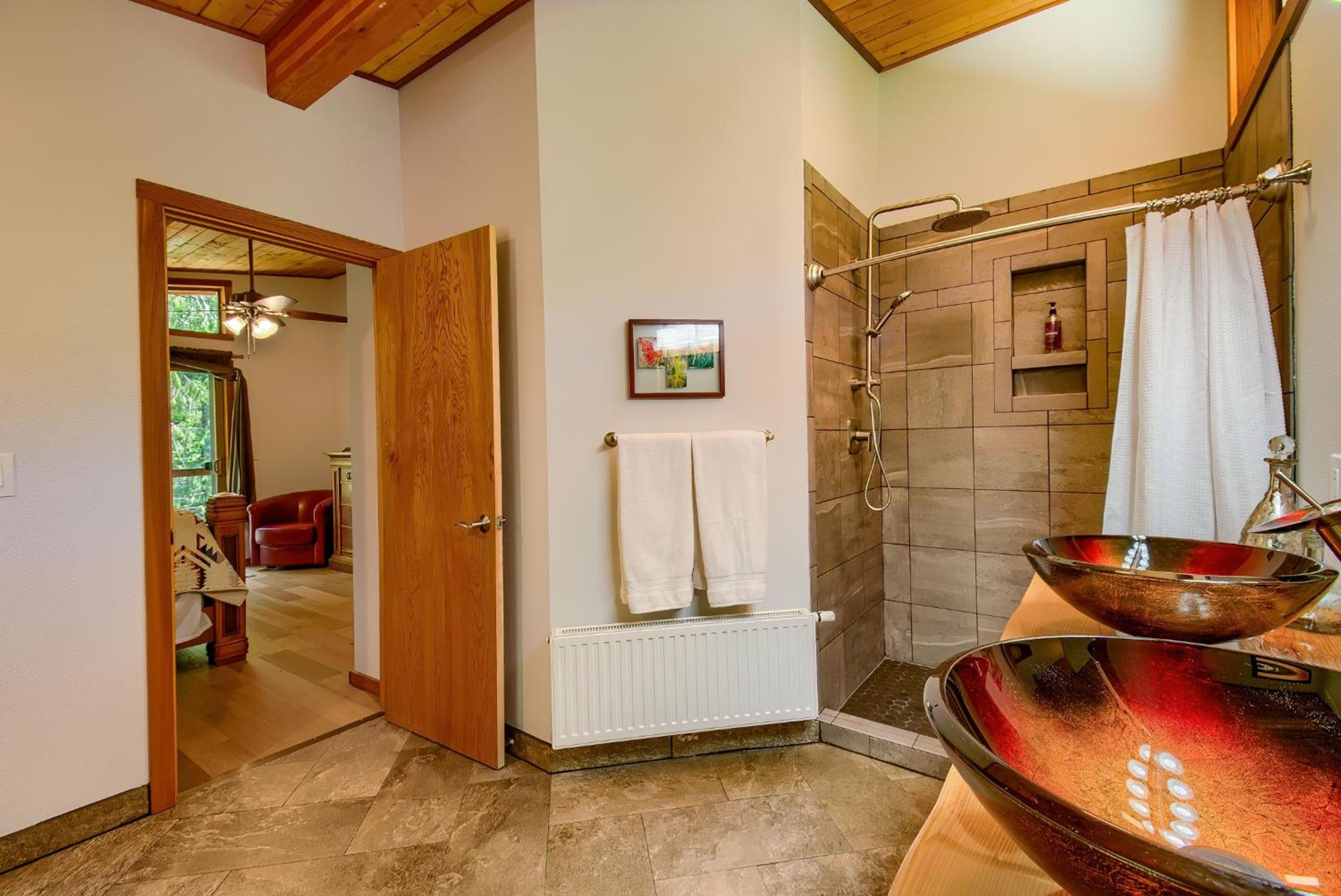 King Room With Balcony photo 3