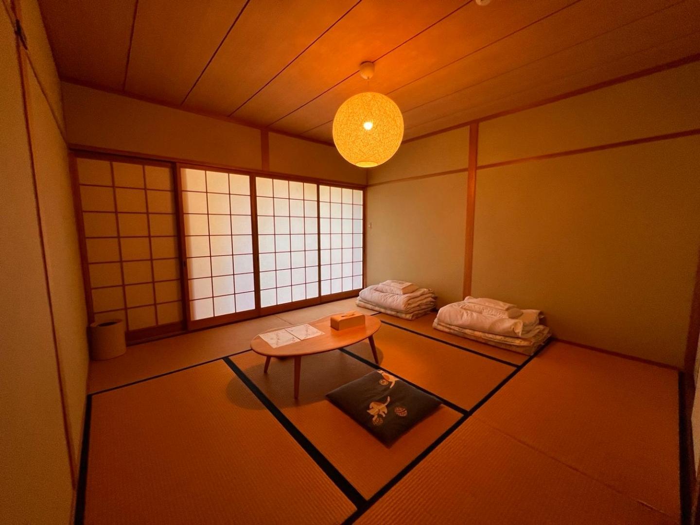 Japanese-Style Room with Shared Bathroom - Photo 14