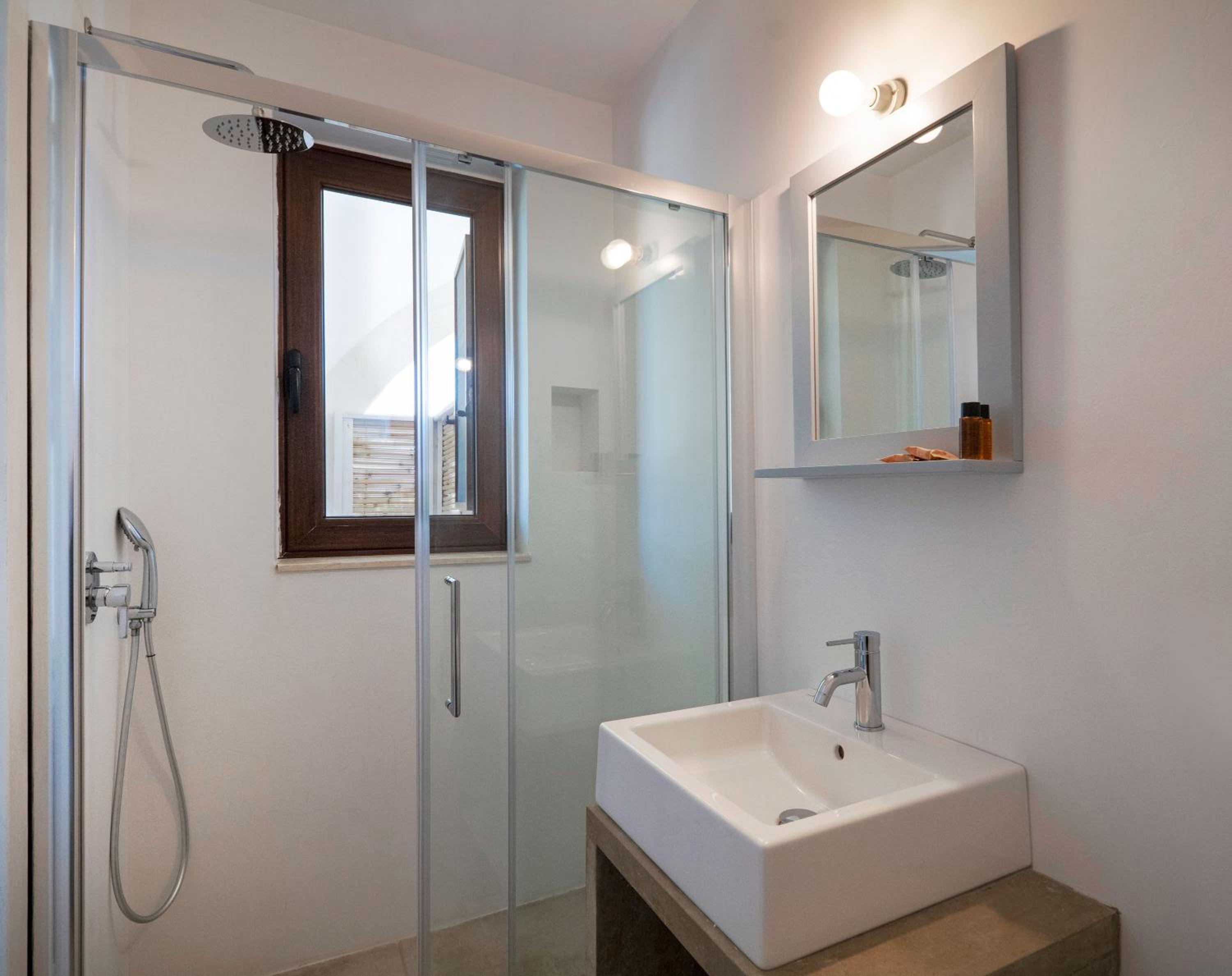 Double Room with Patio photo 2