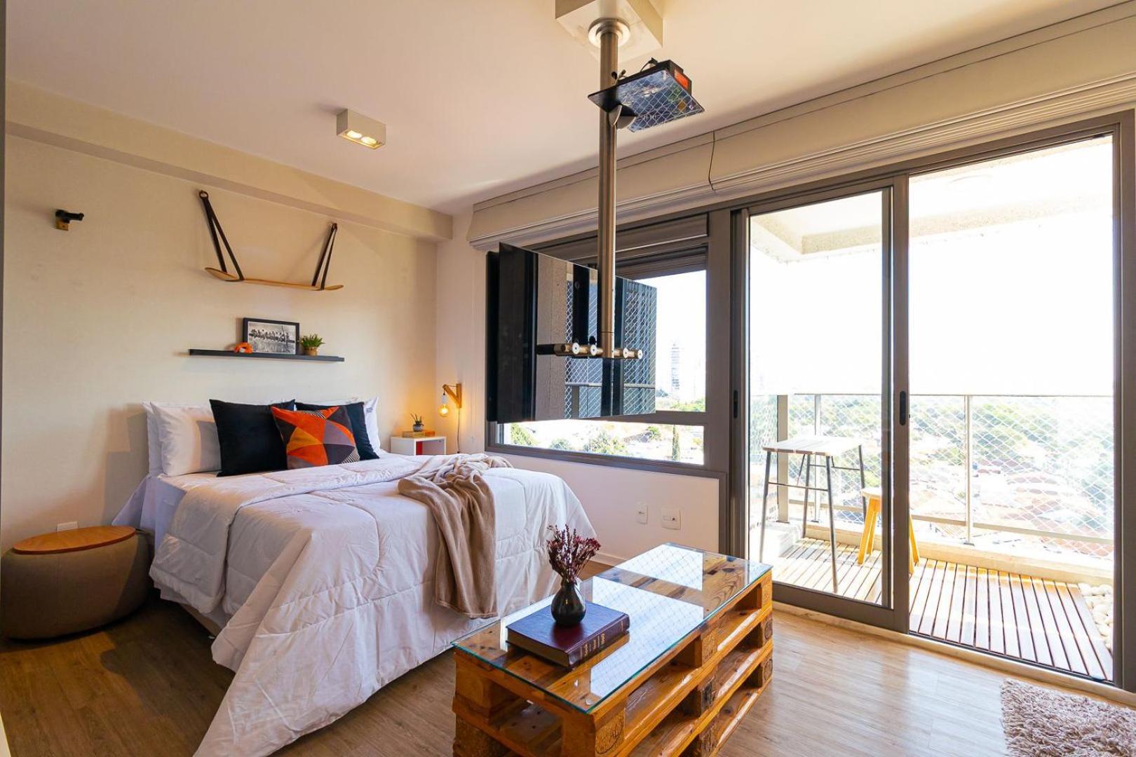 Studio Apartment - Photo 1