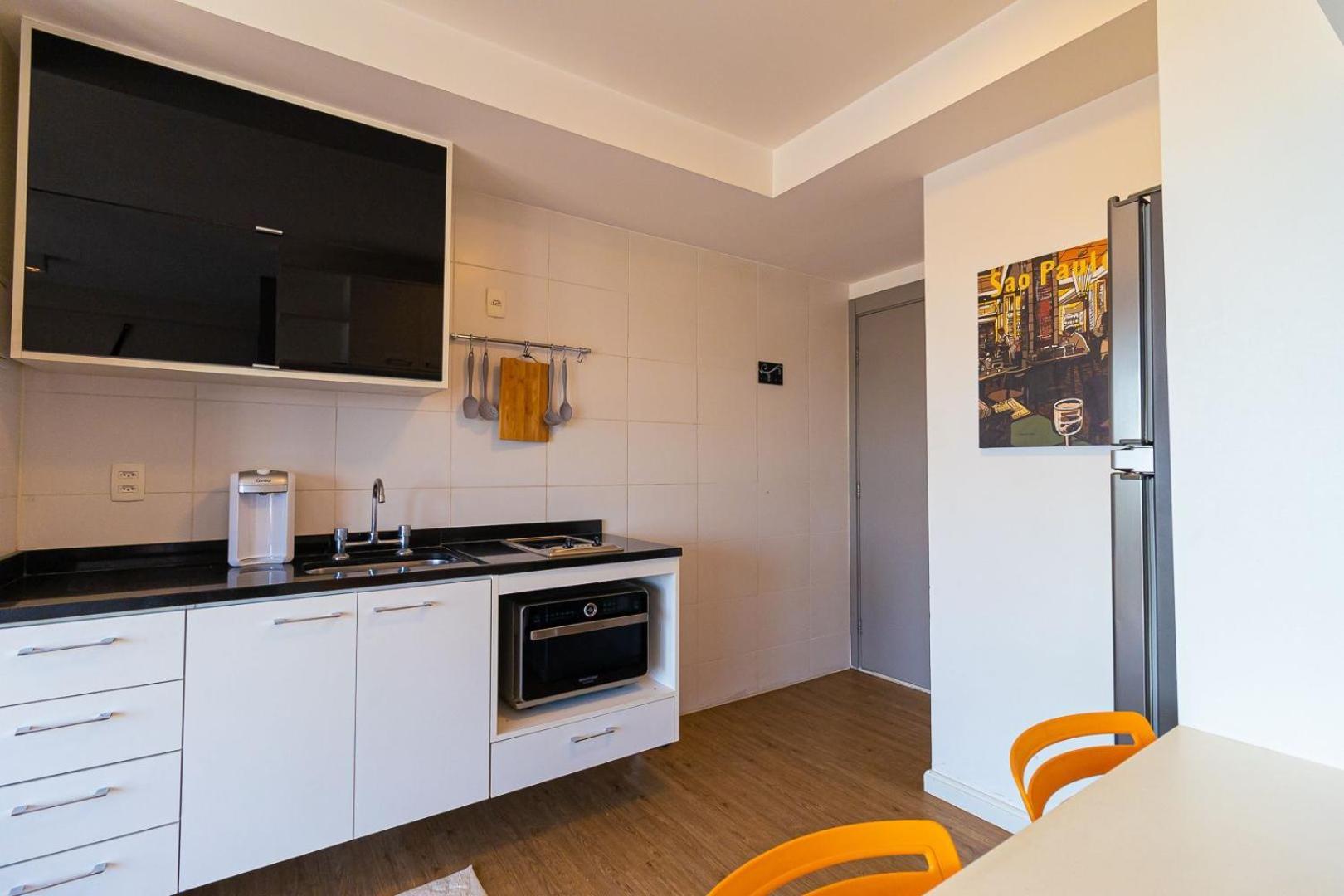 Studio Apartment - Photo 20