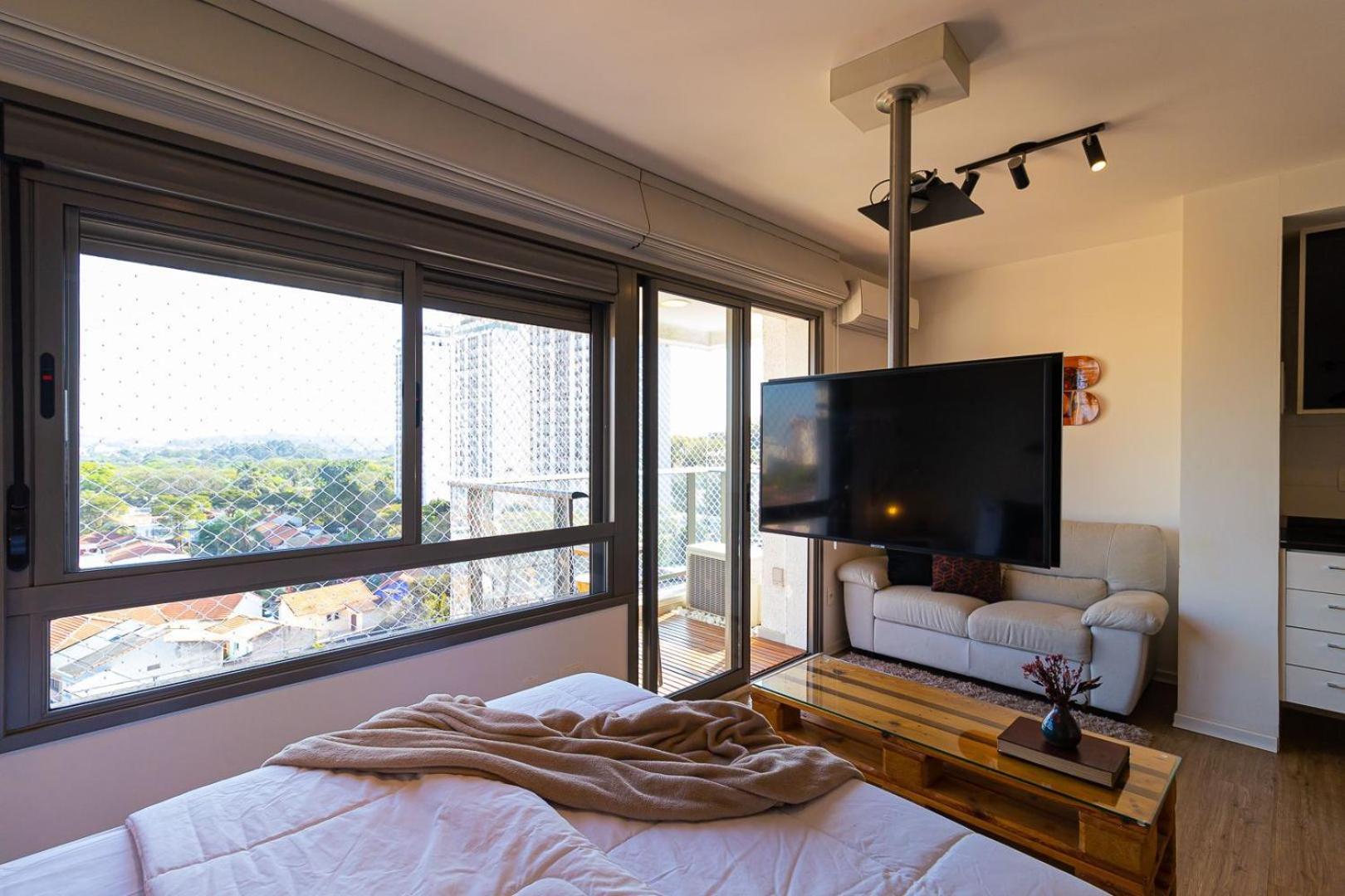 Studio Apartment - Photo 18