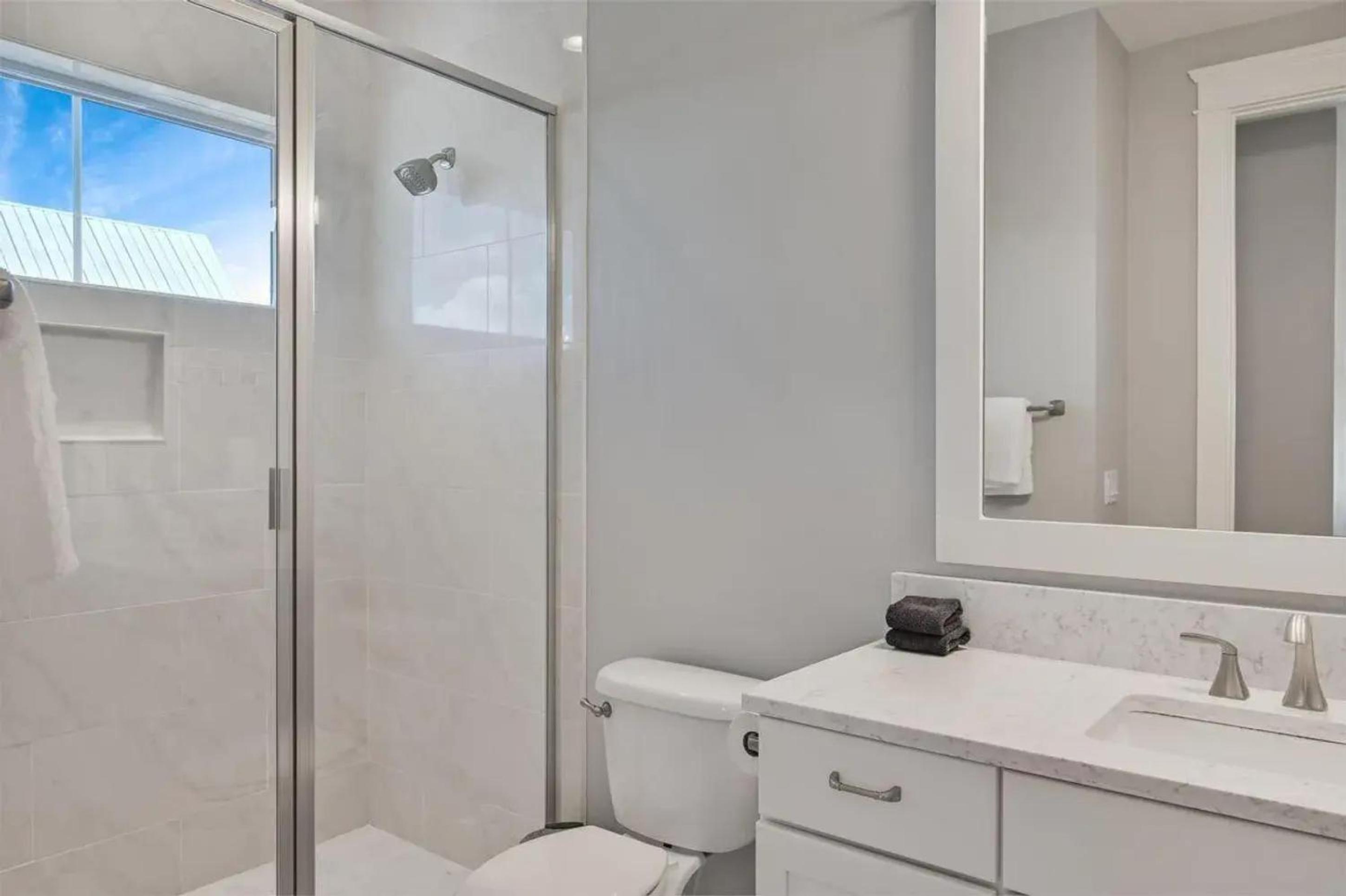 Three-Bedroom House photo 2