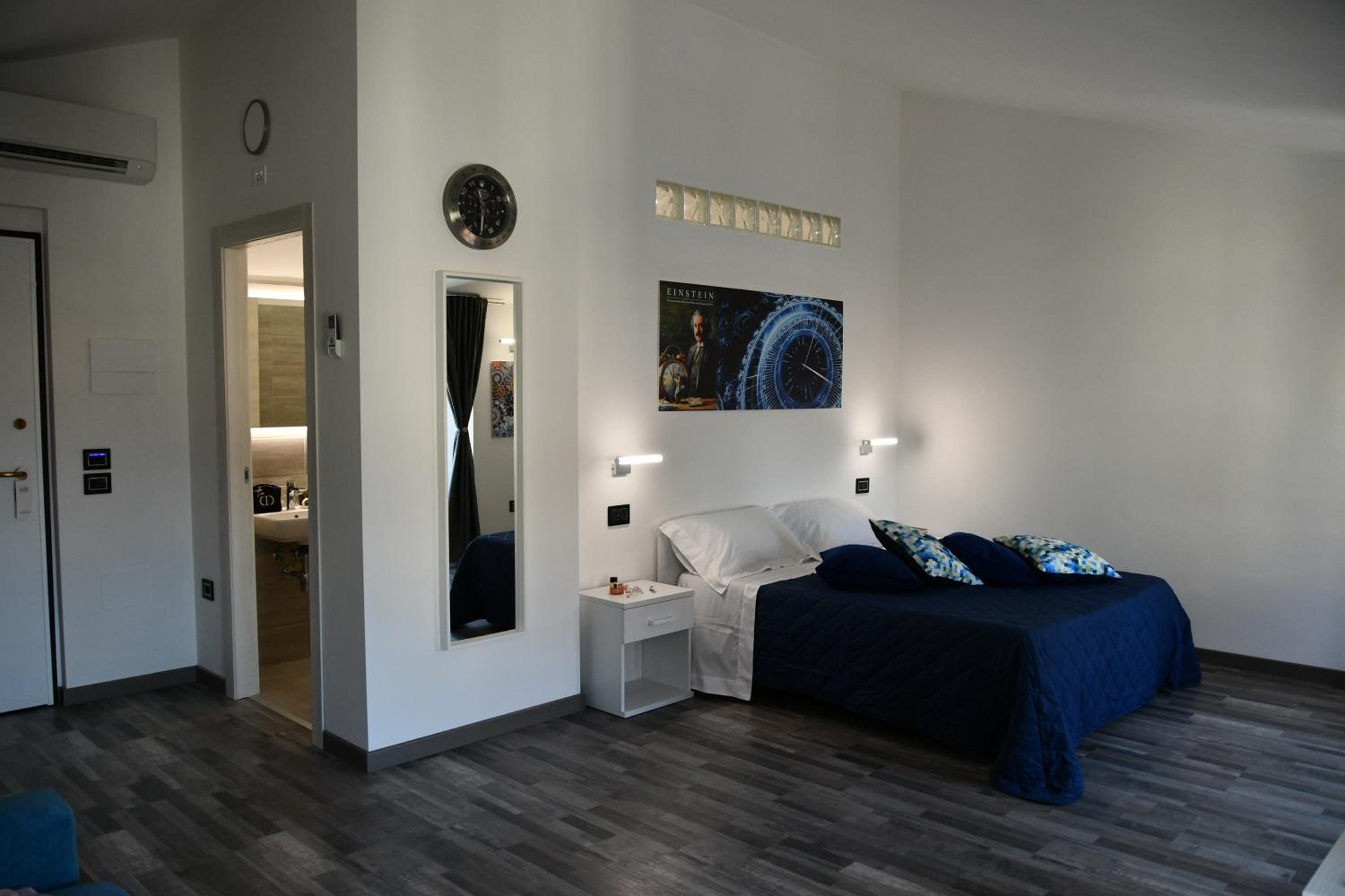 Suite photo 1