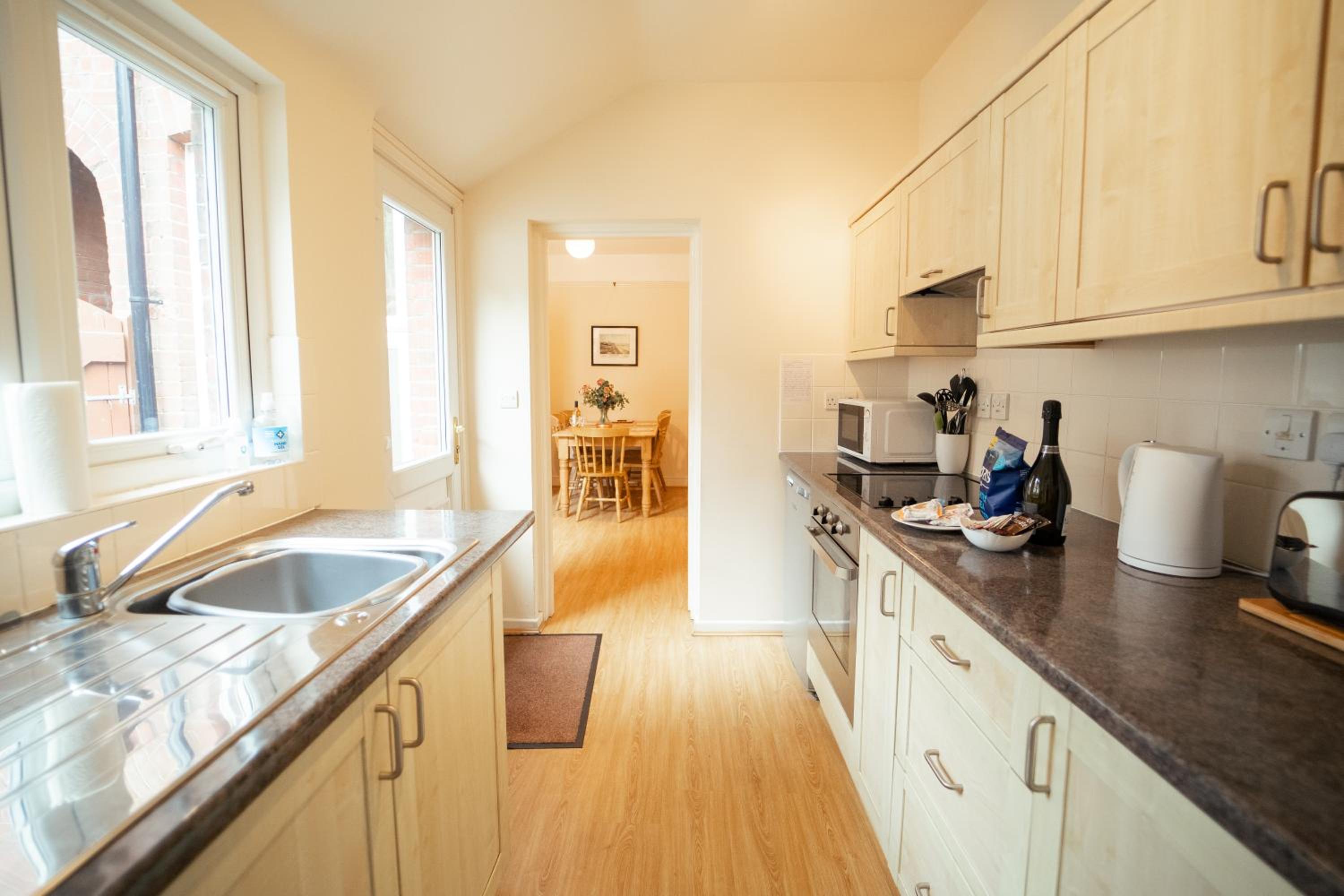 Three-Bedroom House photo 3