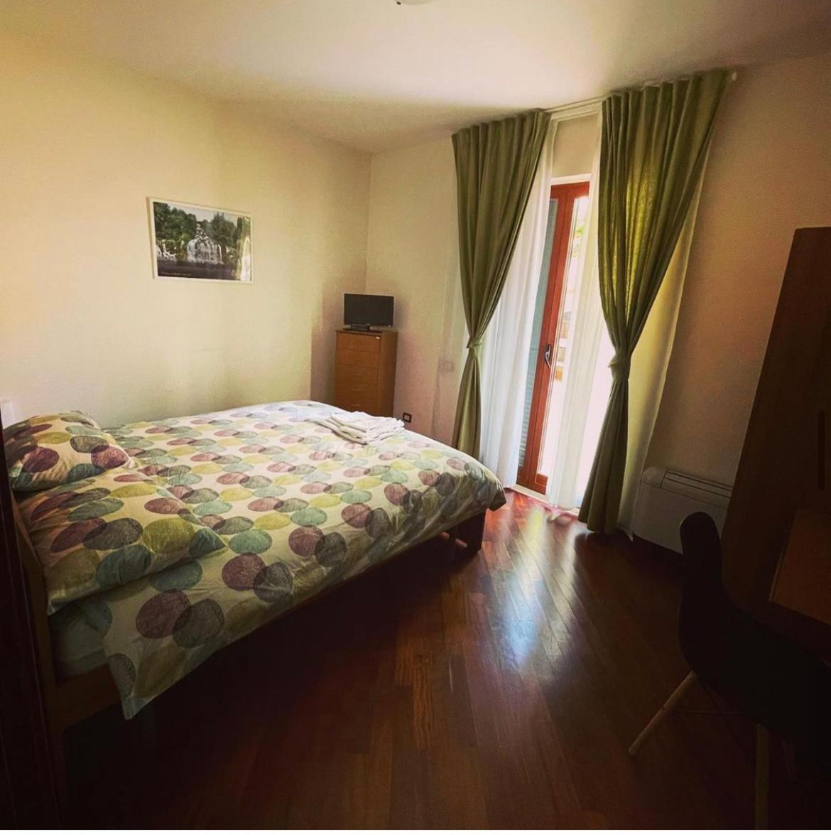 Double Room - Photo 6