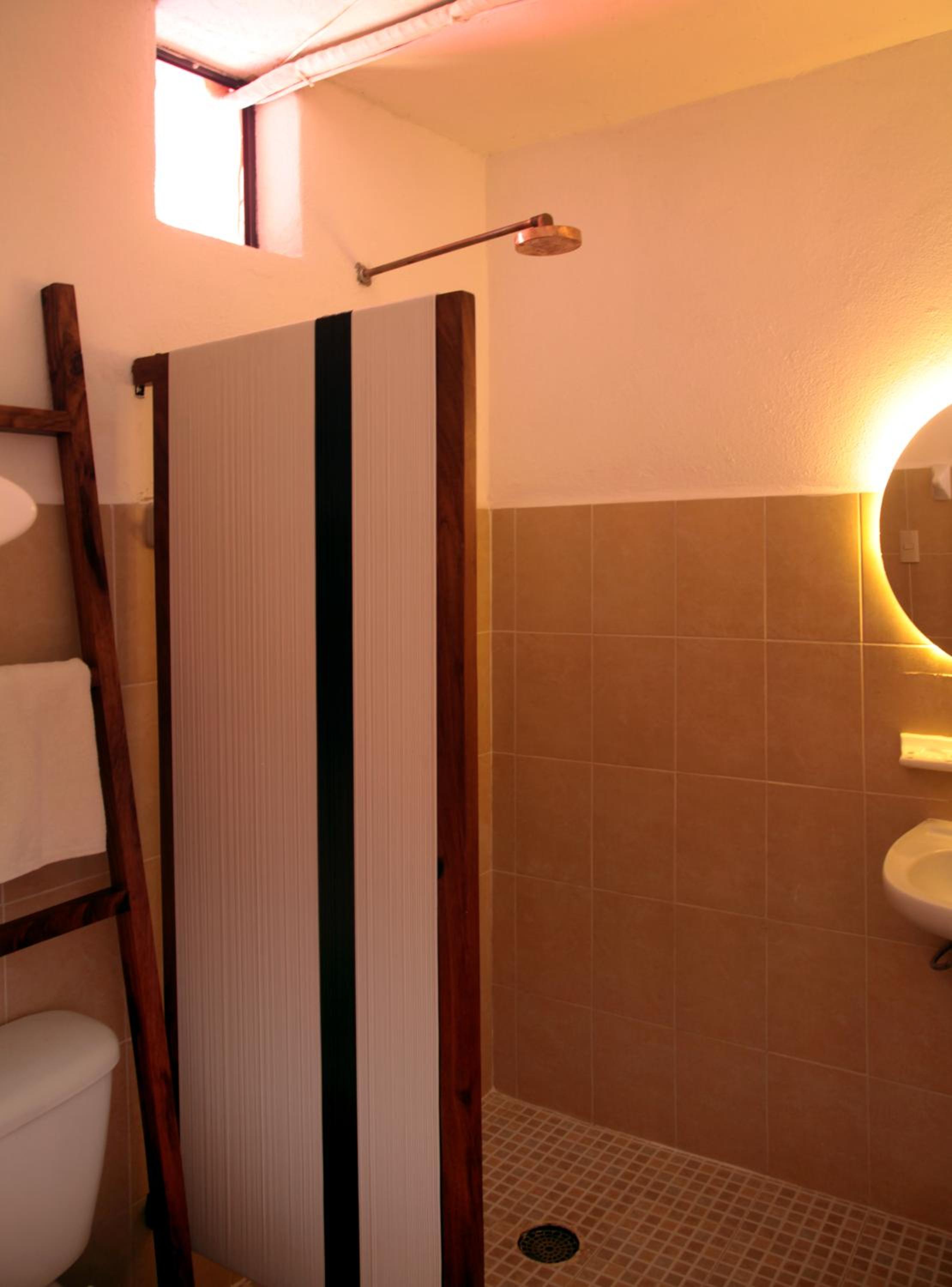 Standard Double or Twin Room photo 3