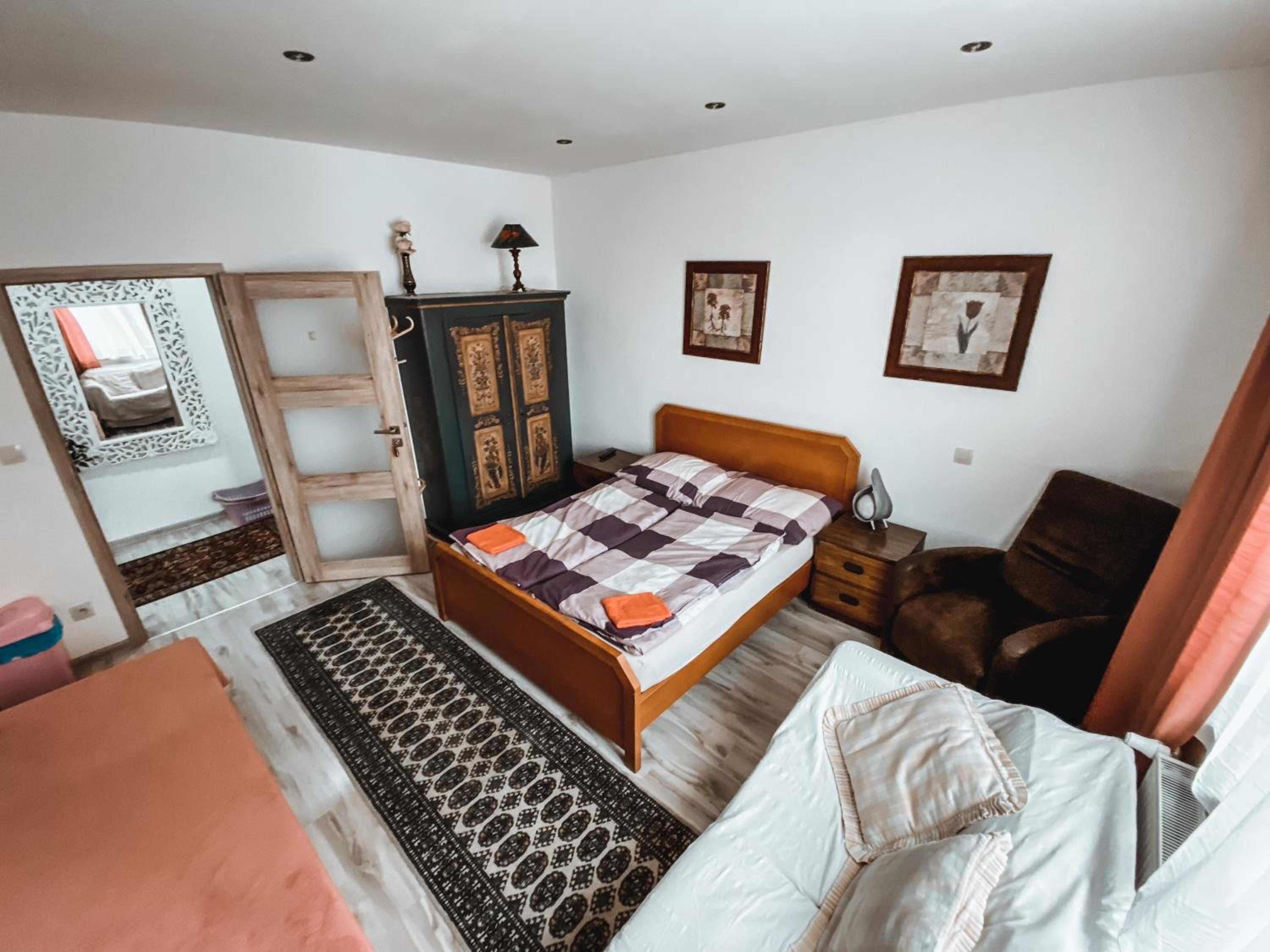 Double Room with Private External Bathroom photo 1