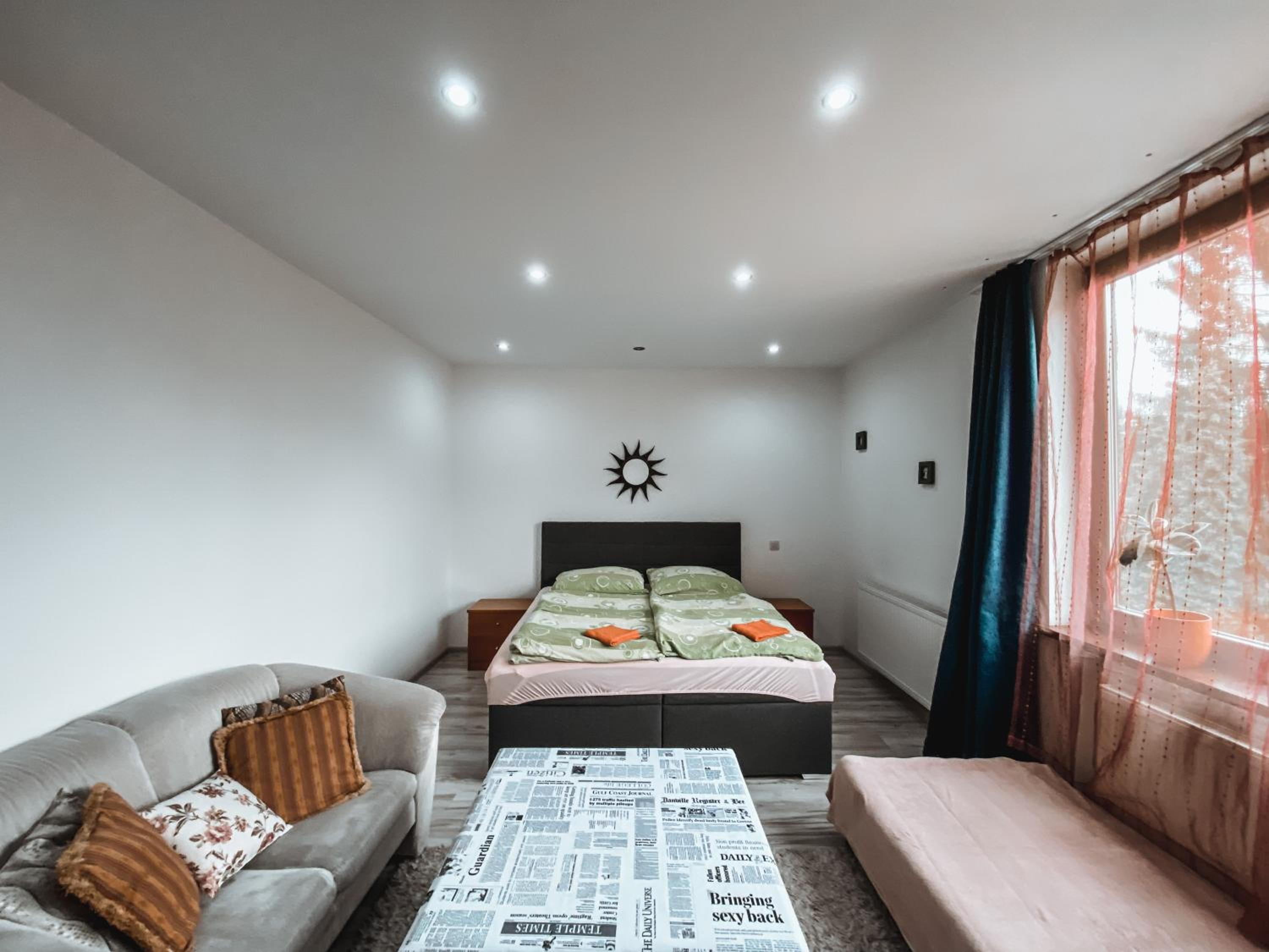 Deluxe Triple Room photo 2