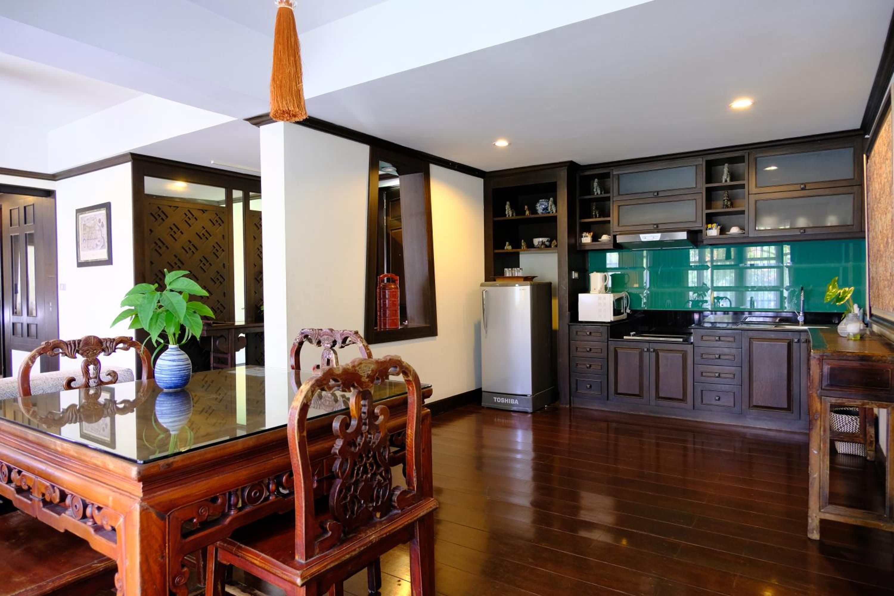 Two-Bedroom Suite - Photo 10