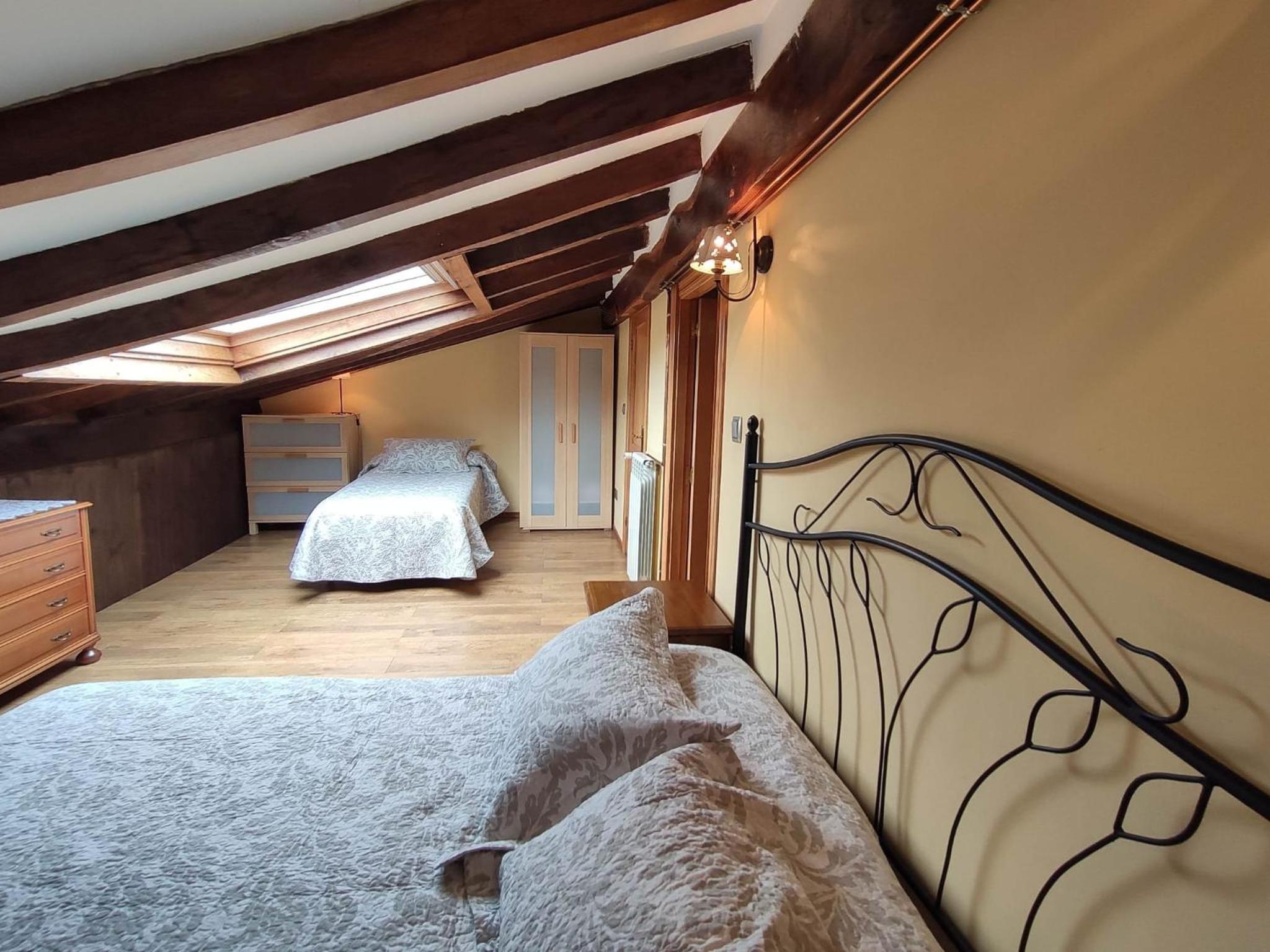 Casa de cinco habitaciones
