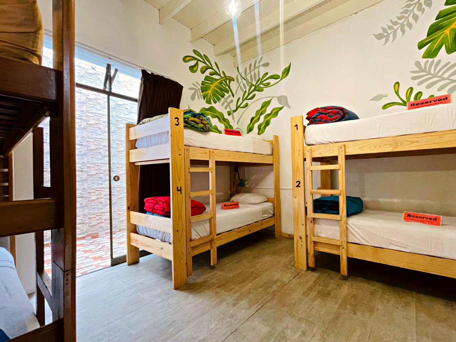 Basic Triple Room with Shared Bathroom photo 3