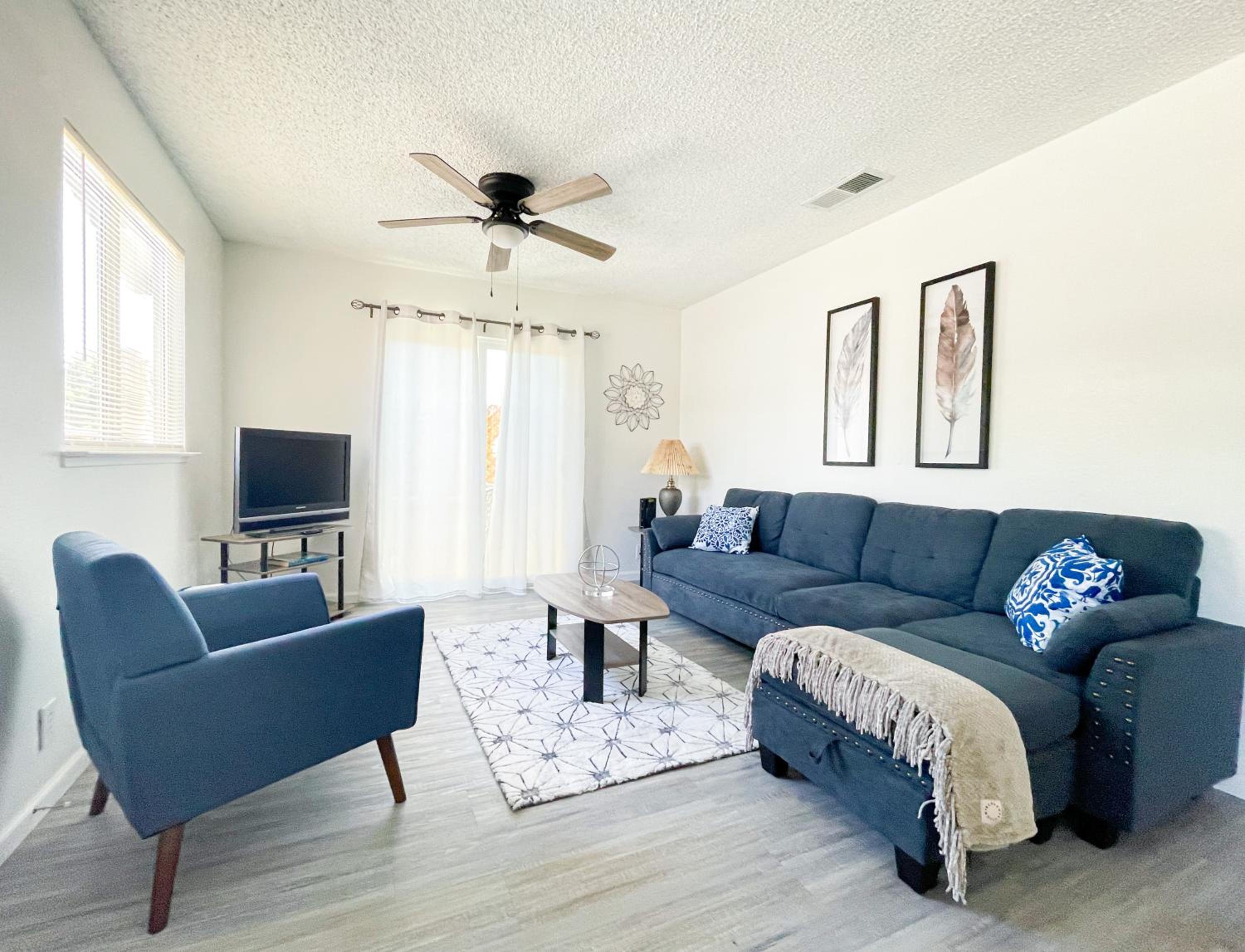Apartment photo 1