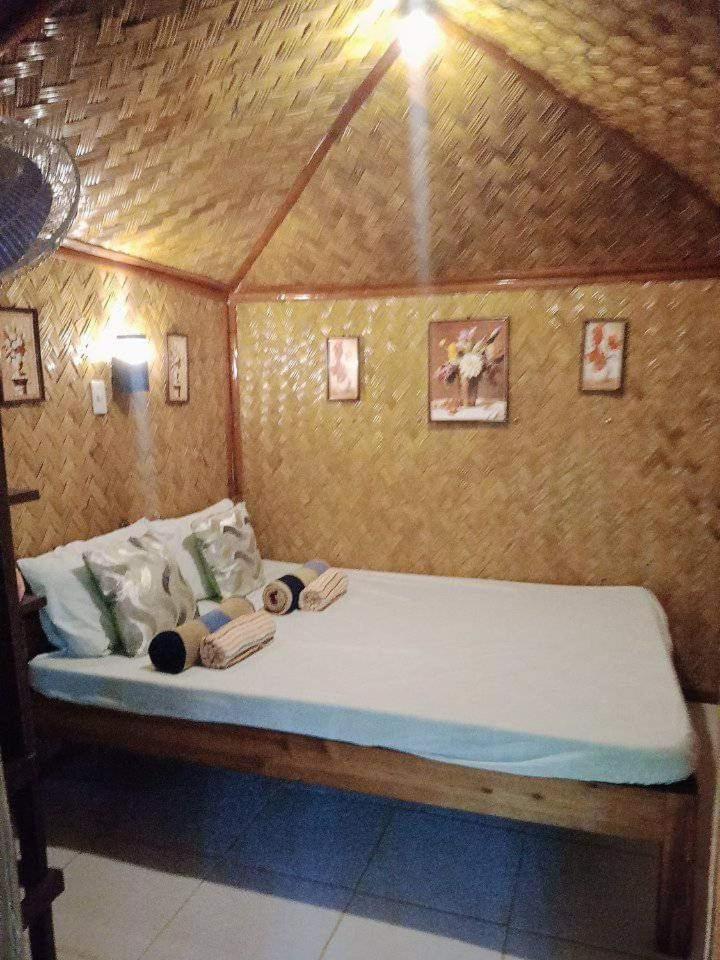 Queen Room With Balcony photo 2