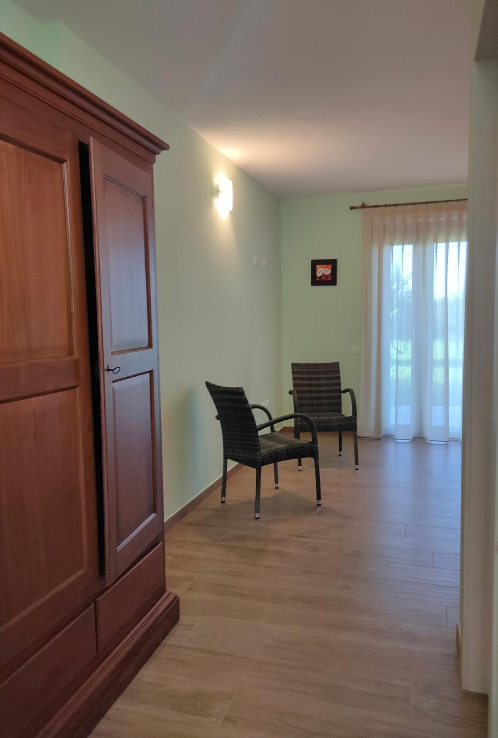 Deluxe Apartment photo 3