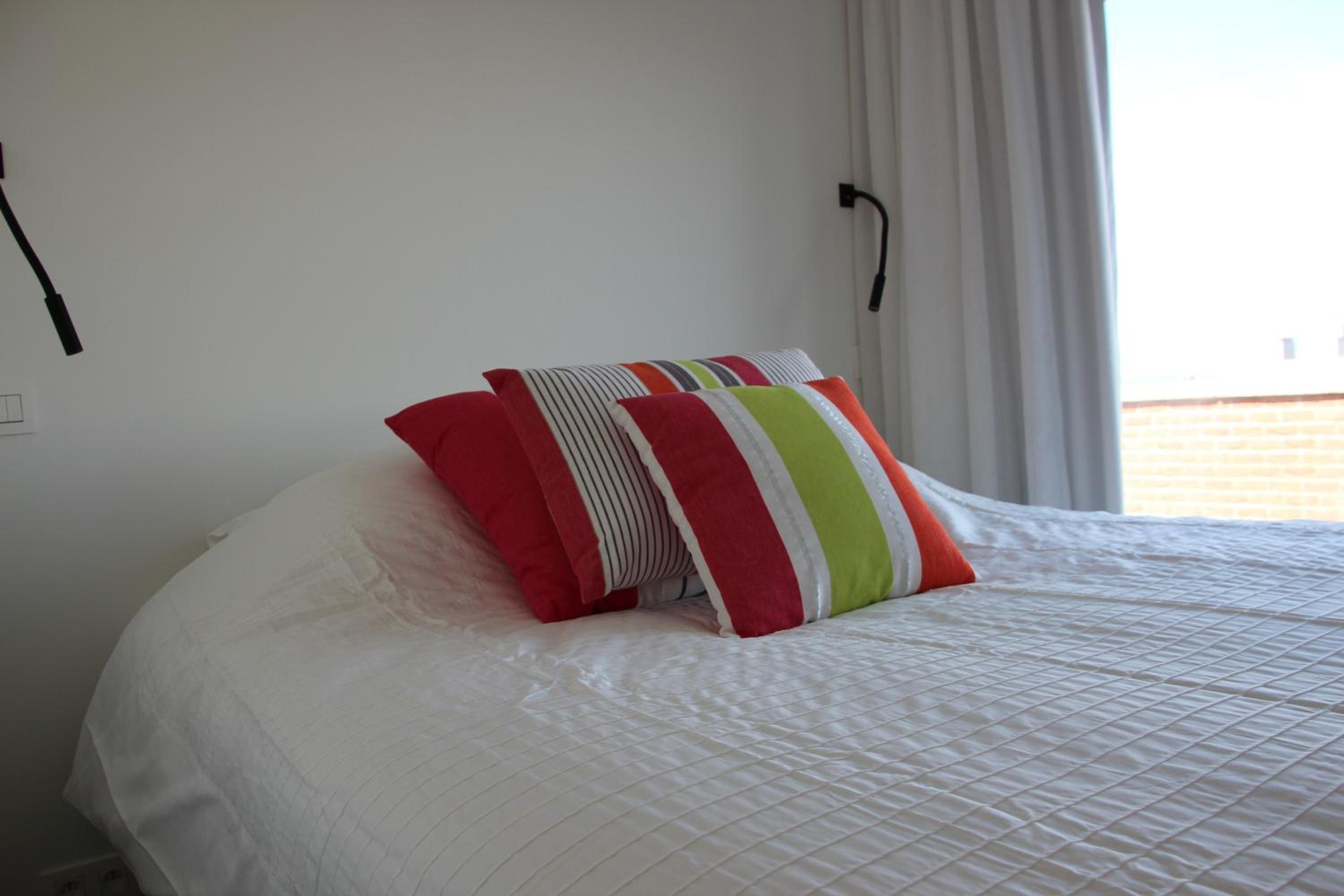 4-Bedroom Penthouse Apartment with Sea View photo 1