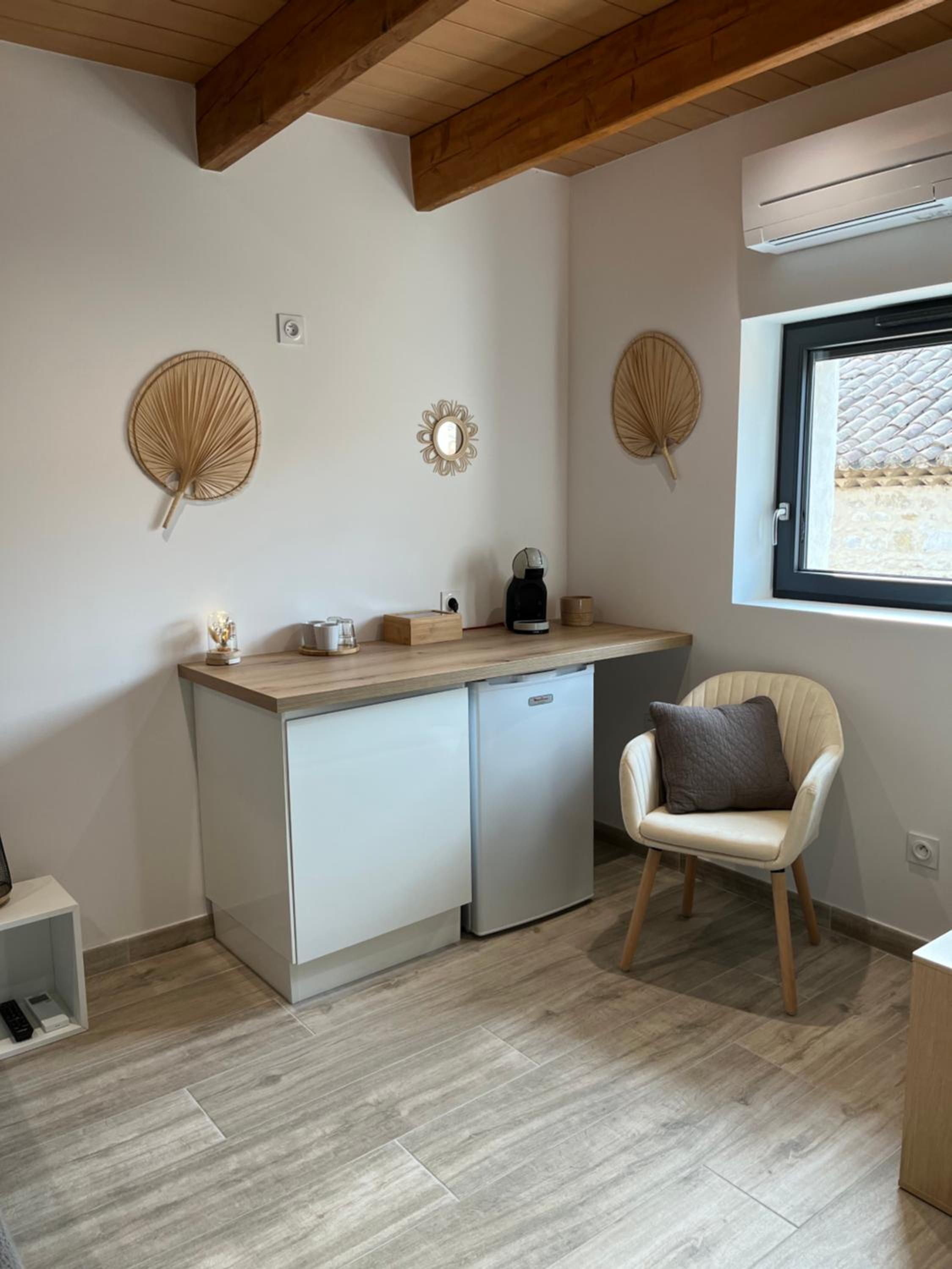 Double Room with Private Bathroom - Photo 2