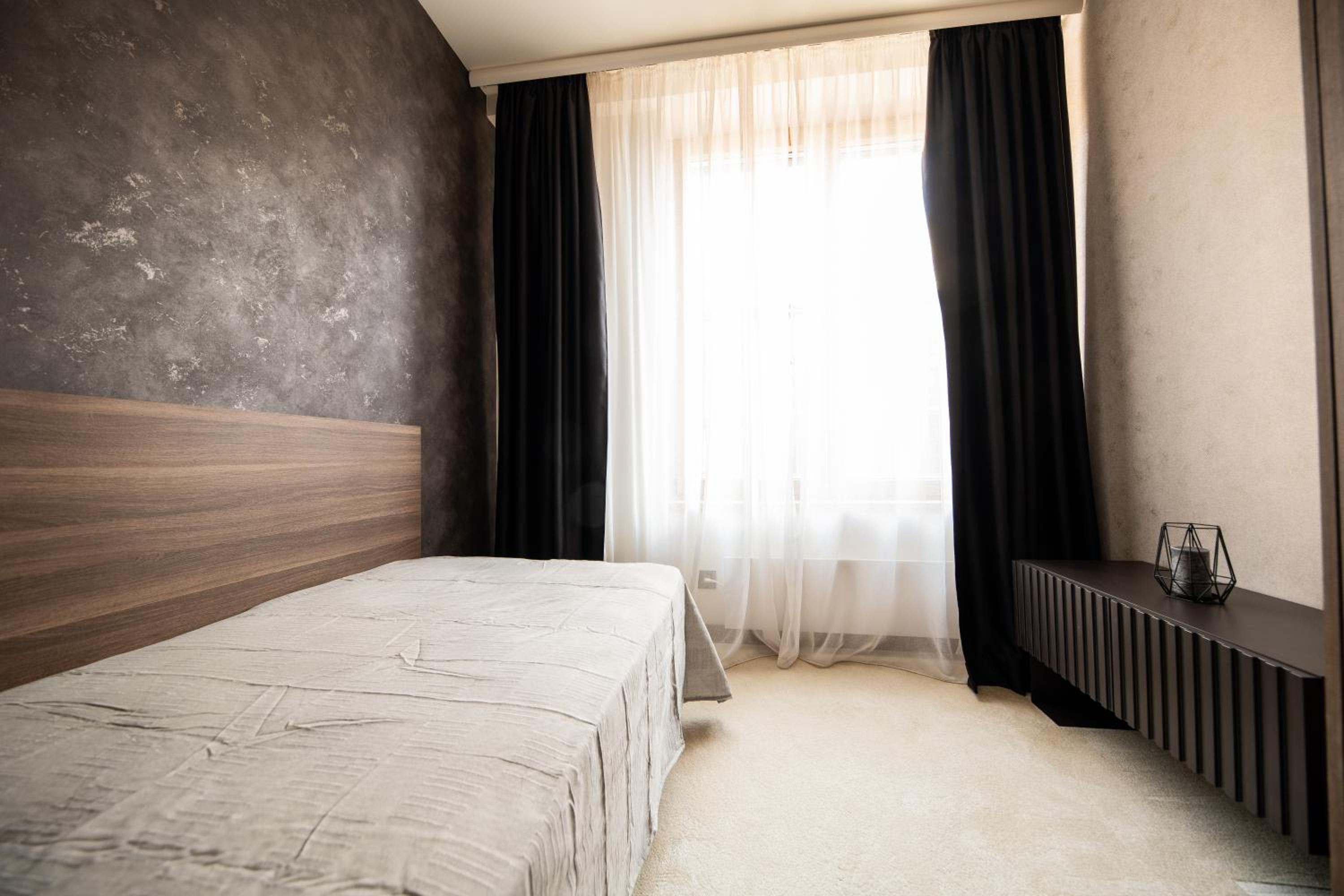 Two-Bedroom Apartment - Photo 6