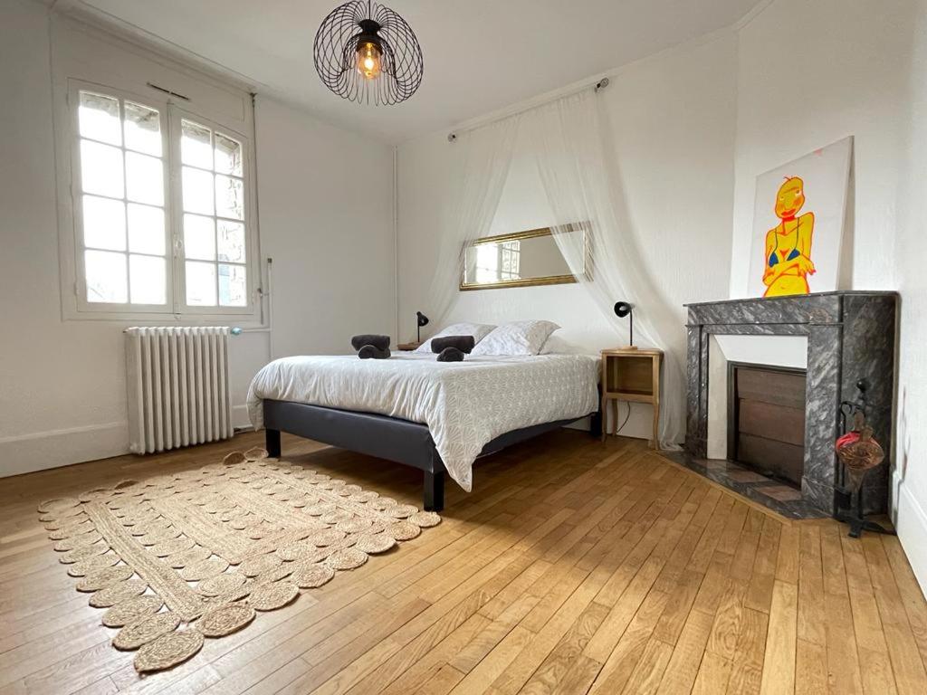 Two-Bedroom Apartment - Photo 54
