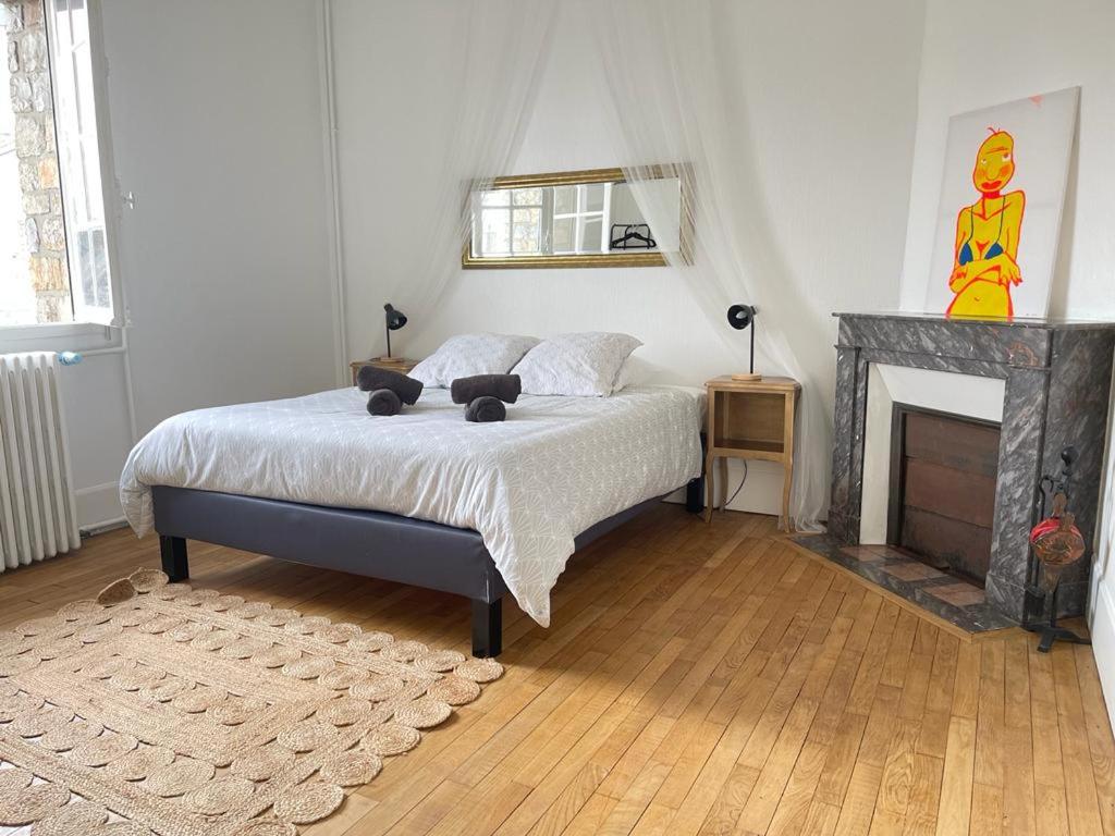 Two-Bedroom Apartment - Photo 45