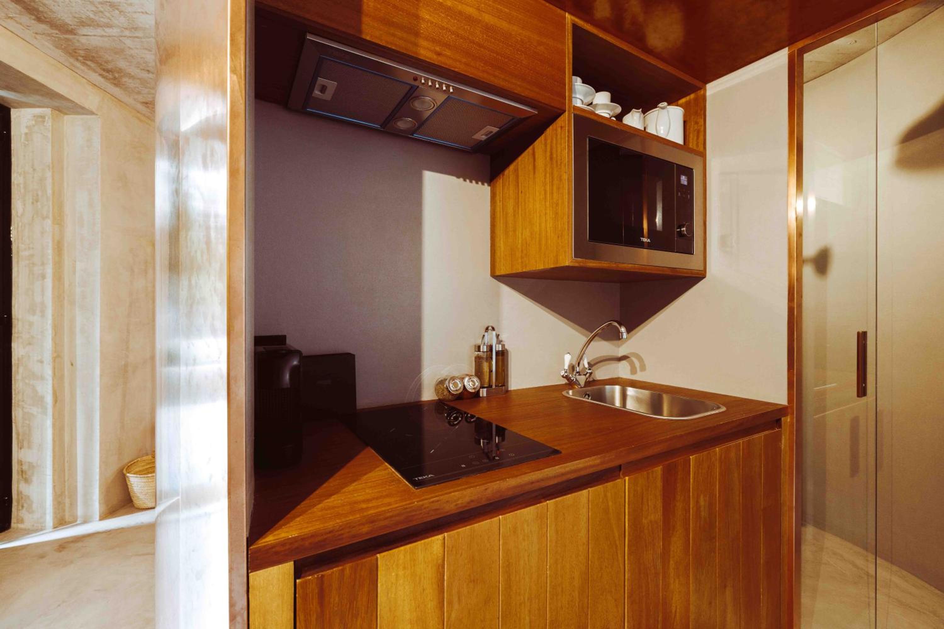 Deluxe Suite photo 2
