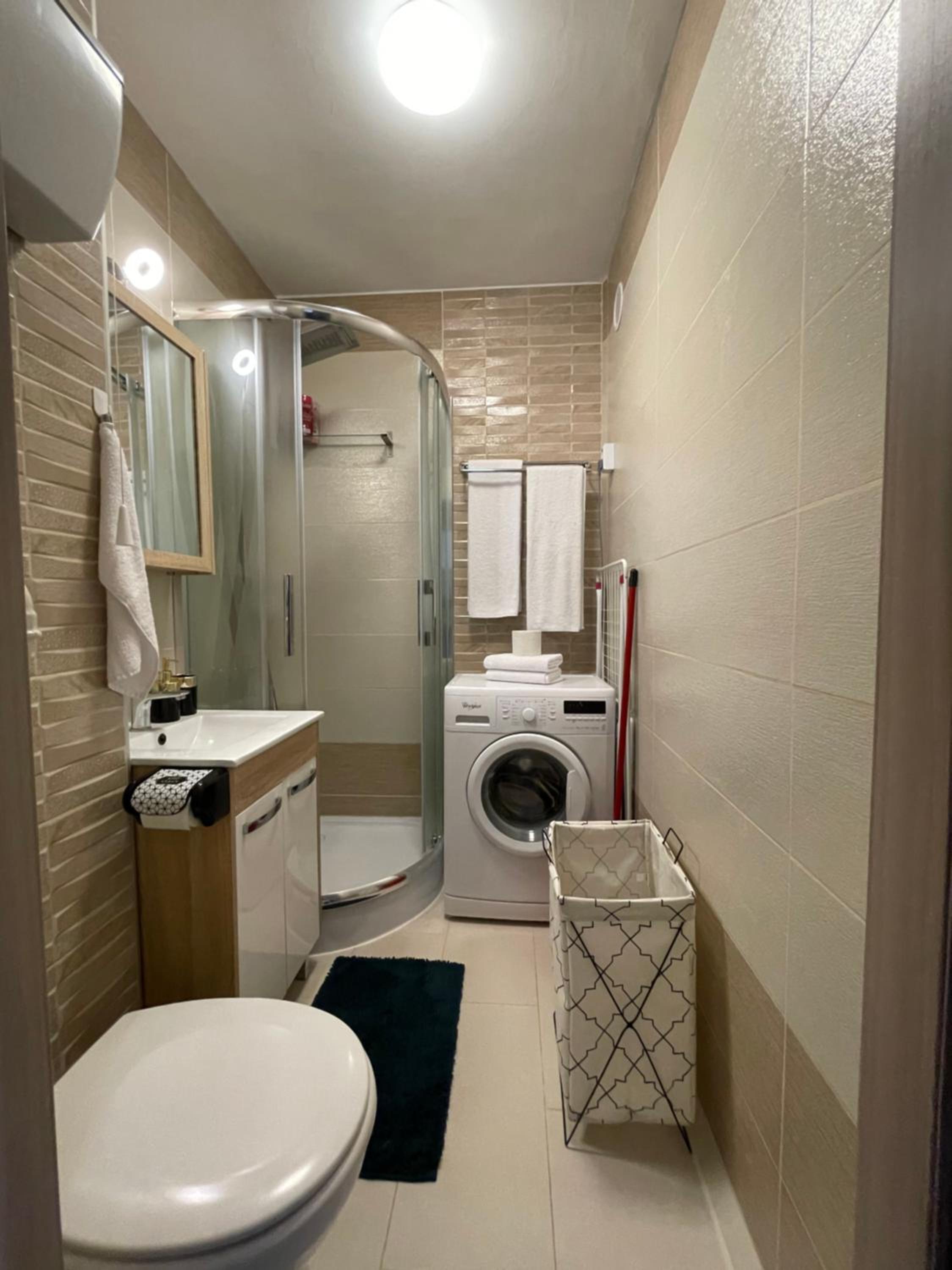 One-Bedroom Apartment - Photo 13