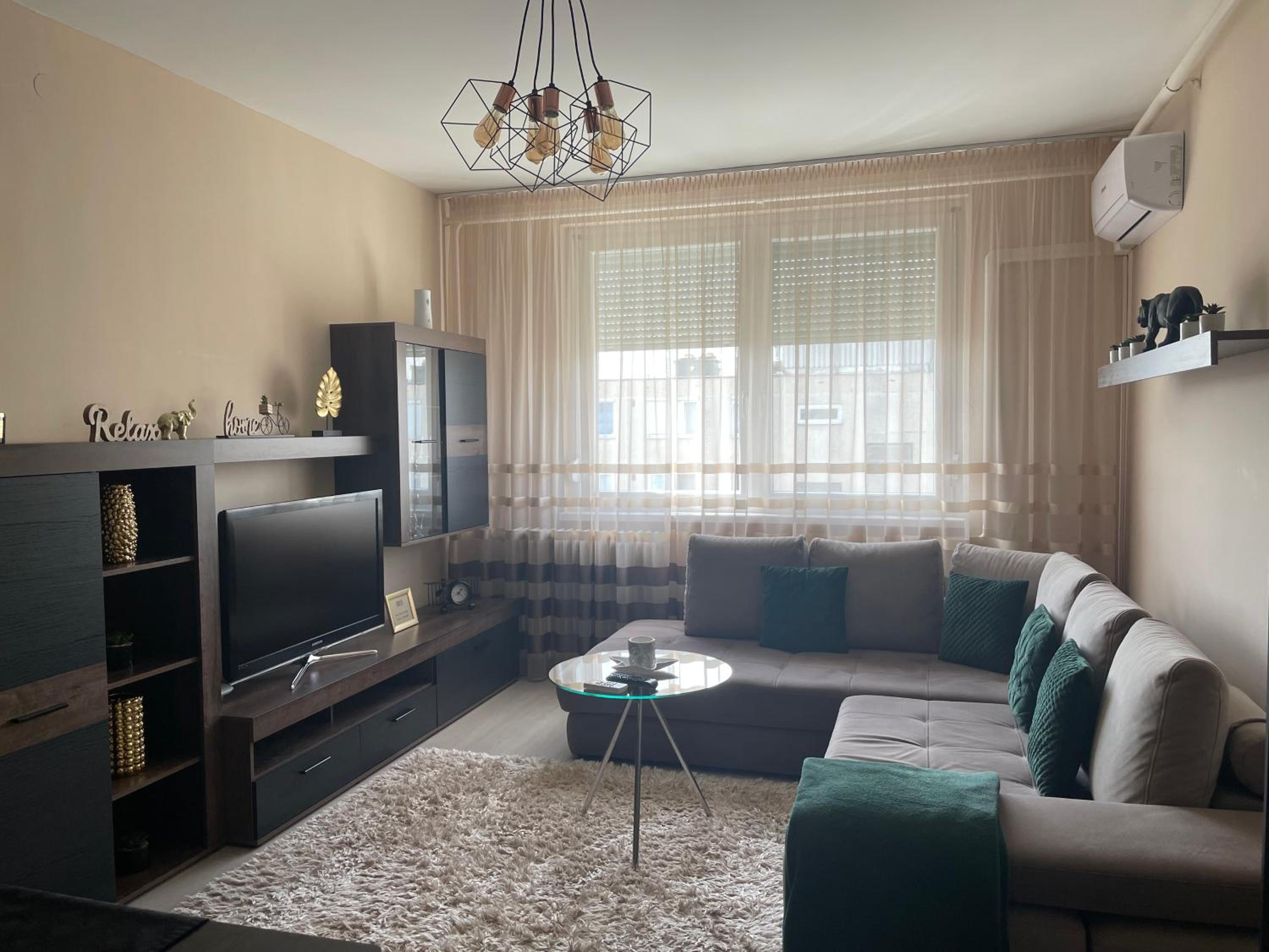 One-Bedroom Apartment - Photo 30