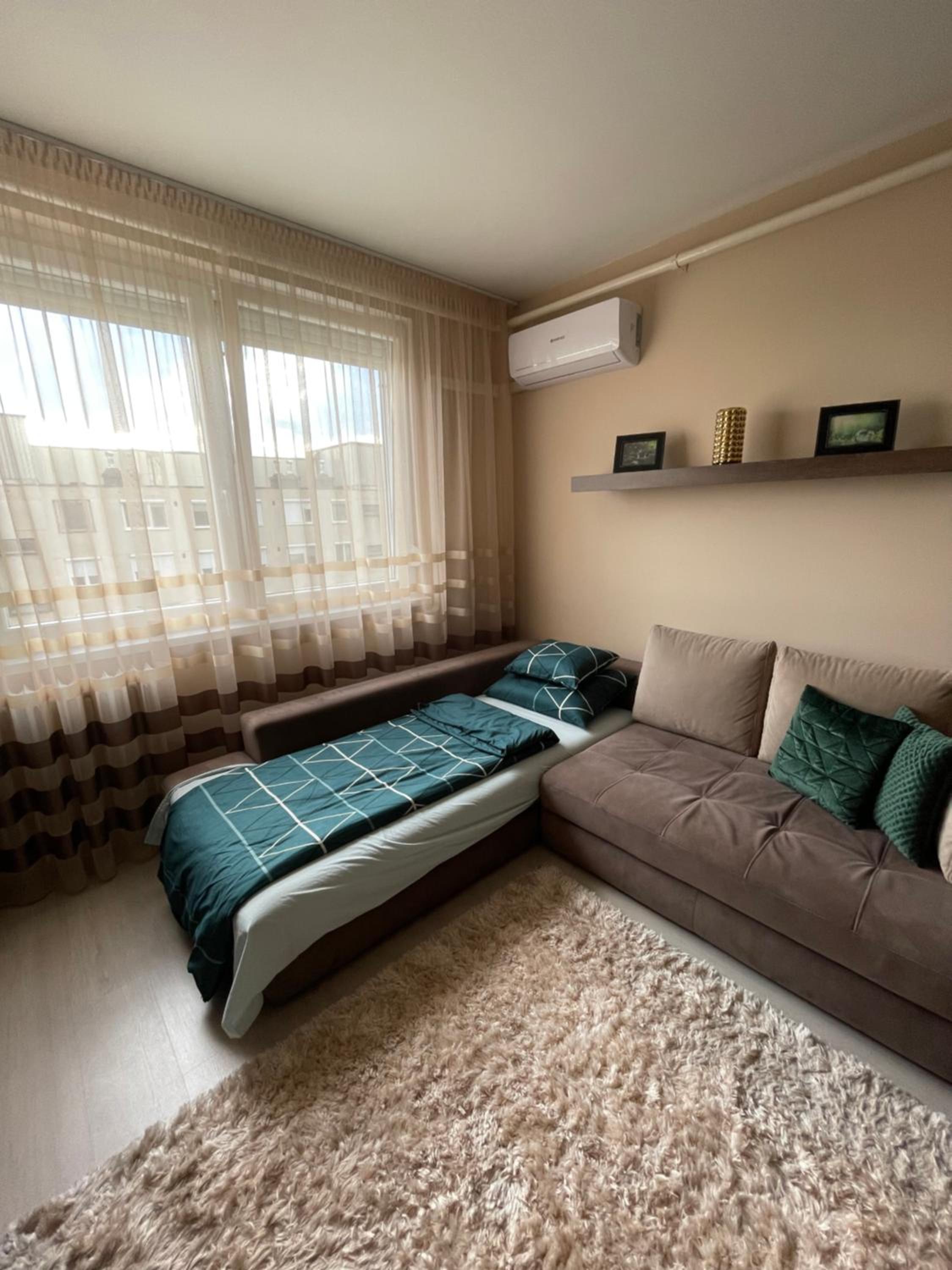 One-Bedroom Apartment - Photo 21