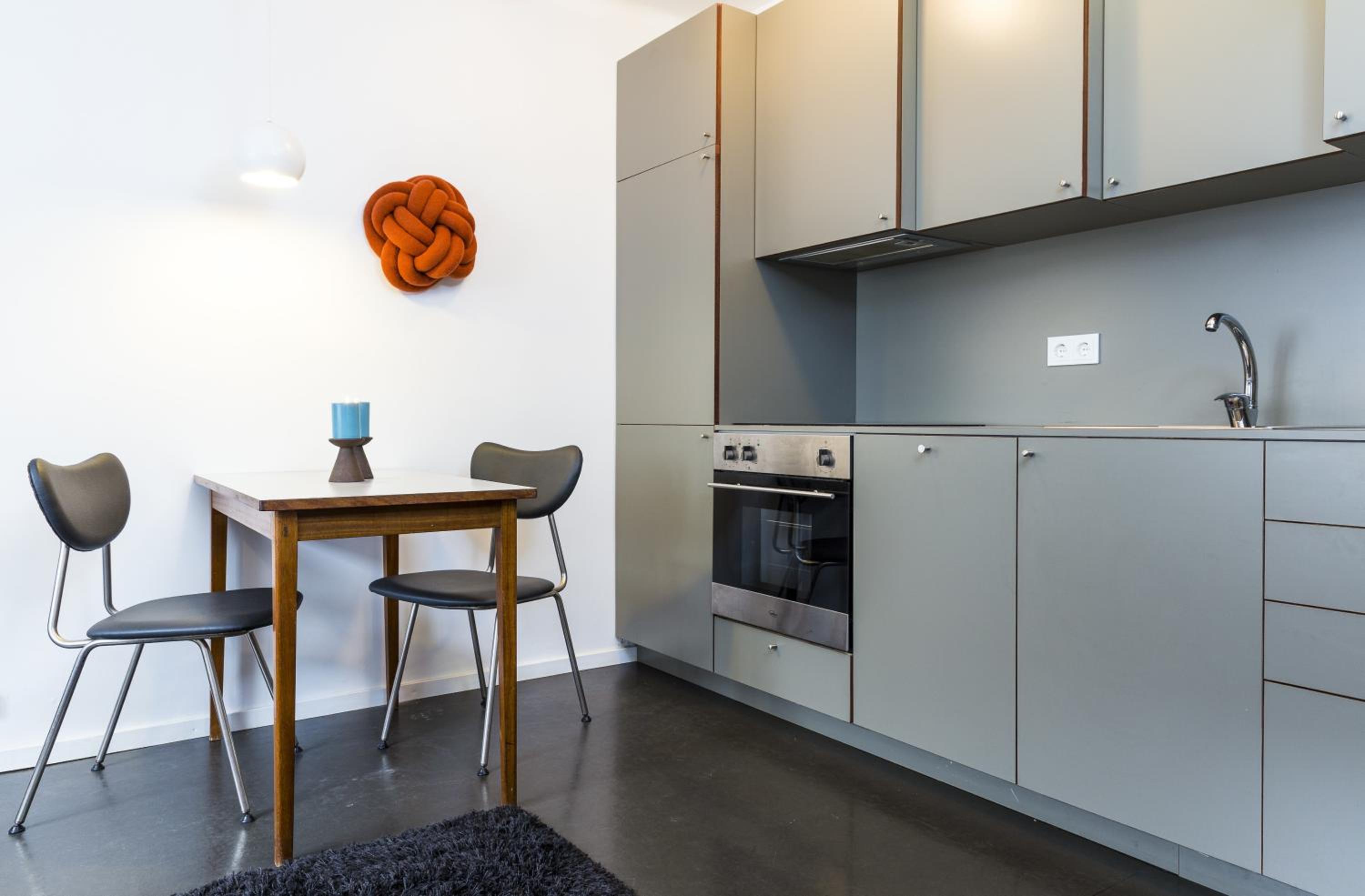 Apartment - Ground Floor photo 3