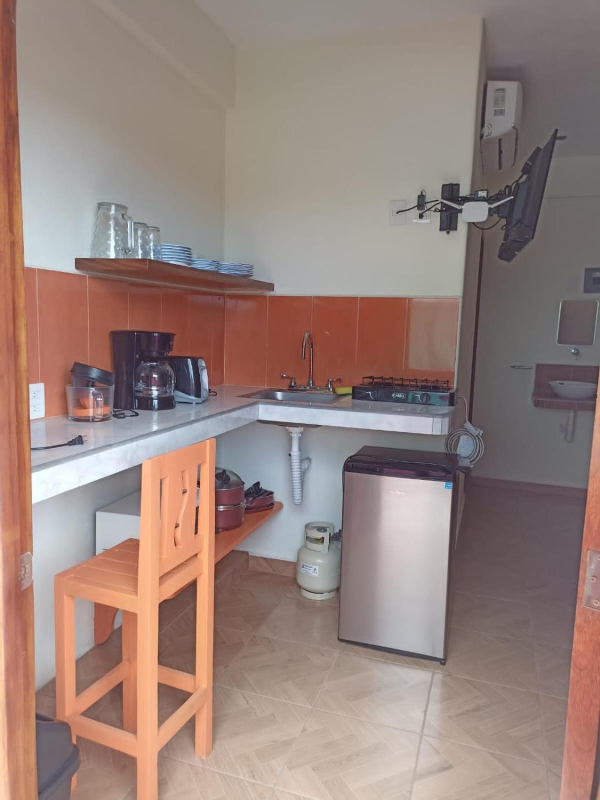Double Room - Photo 9