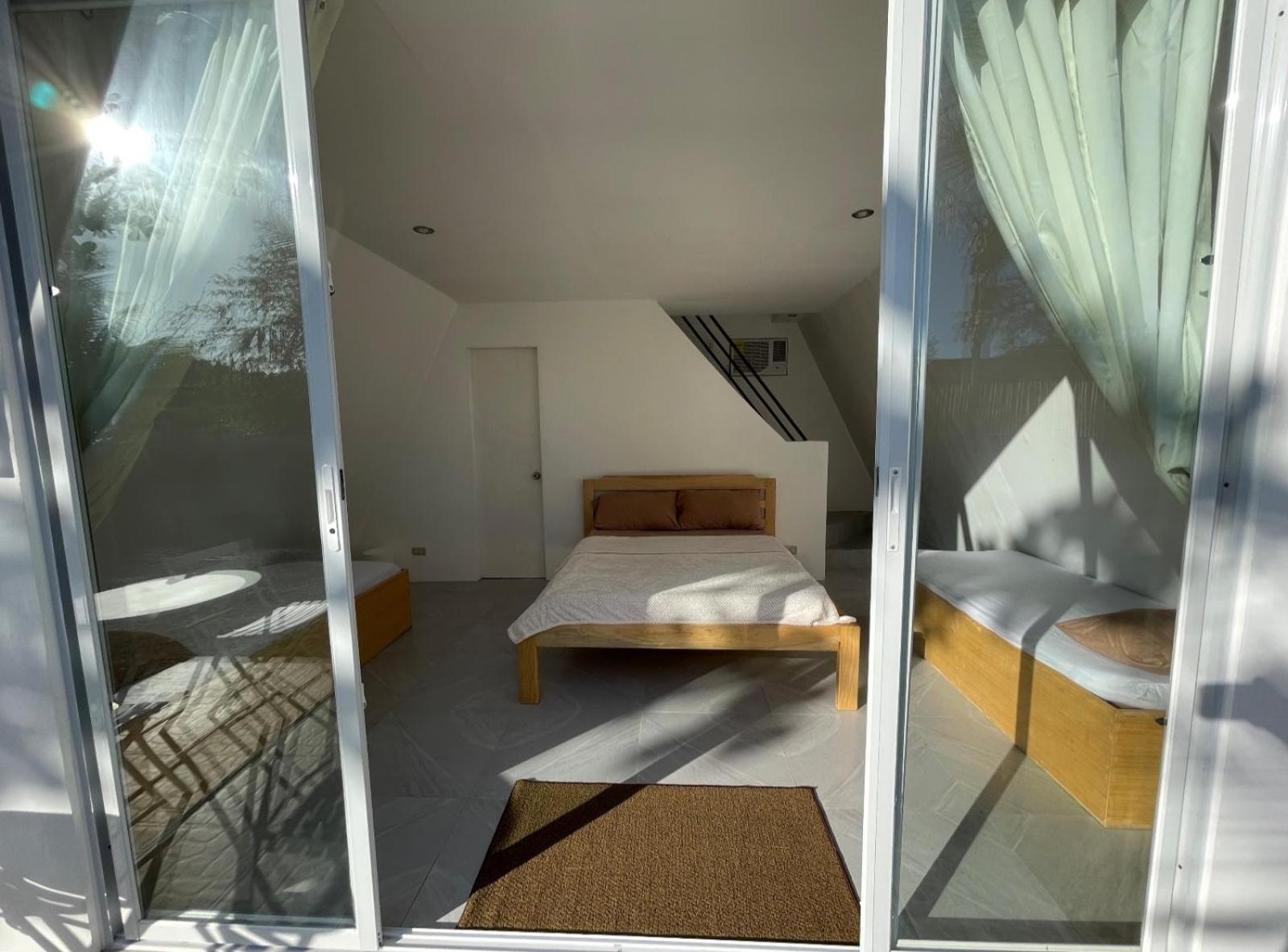 Family Room with Sea View photo 1