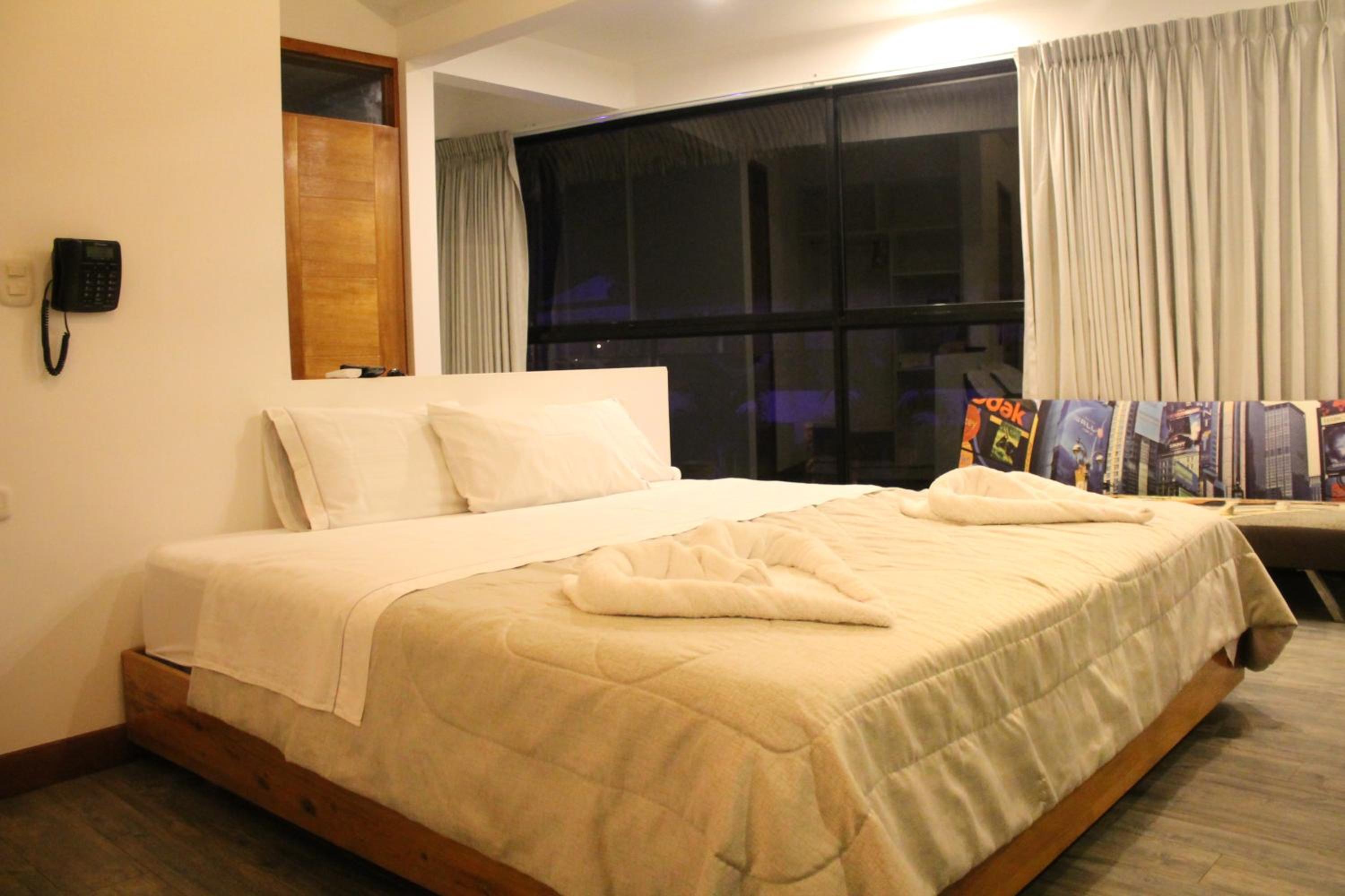 Suite with Lake View photo 1