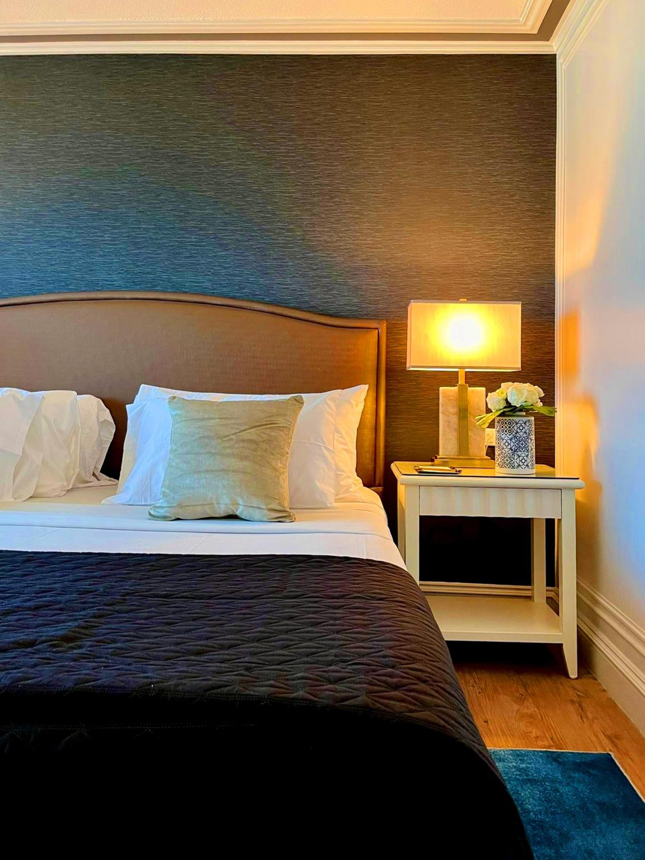Deluxe Double or Twin Room photo 3