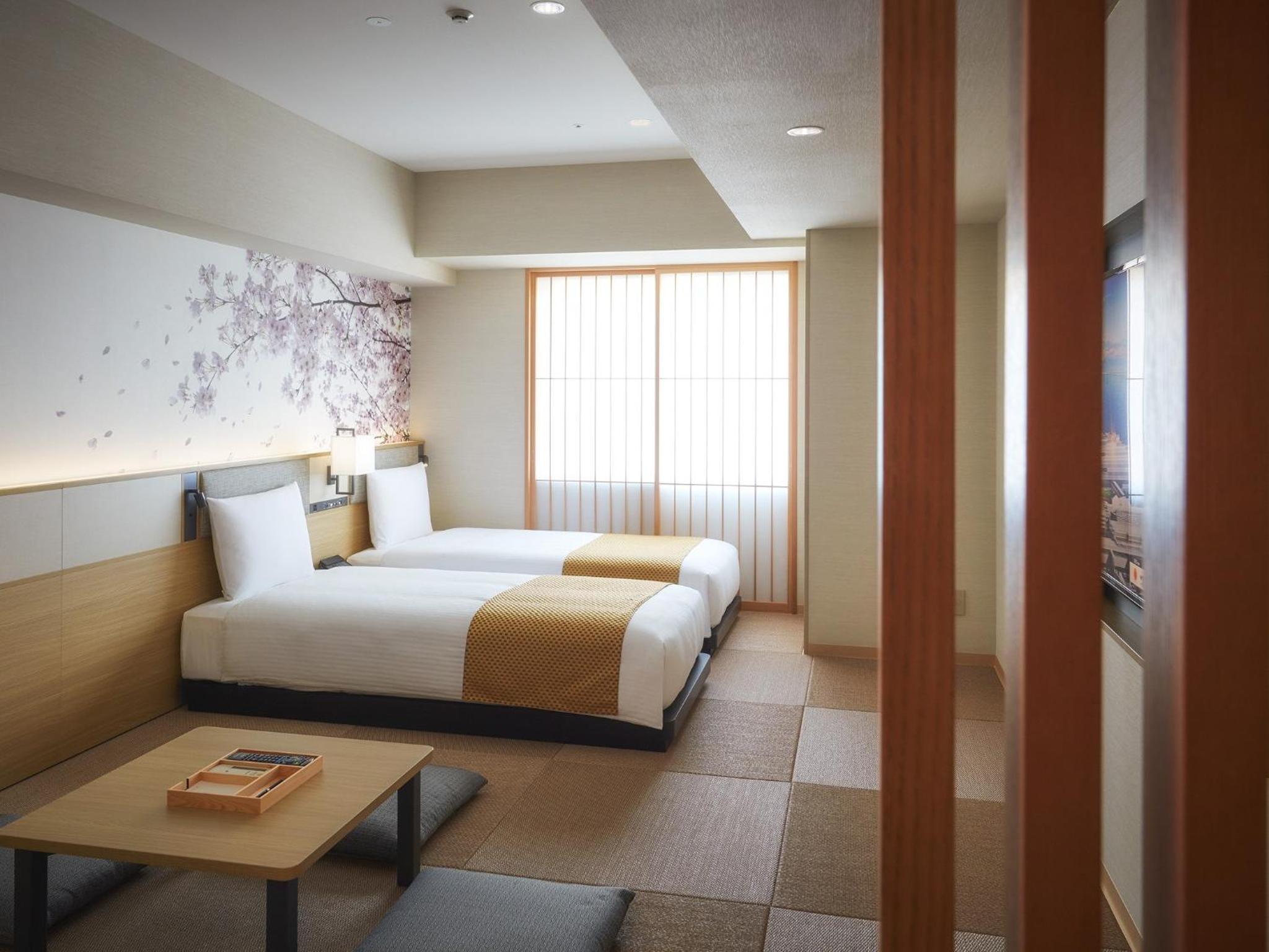 Deluxe Room with Tatami Area - Non-Smoking