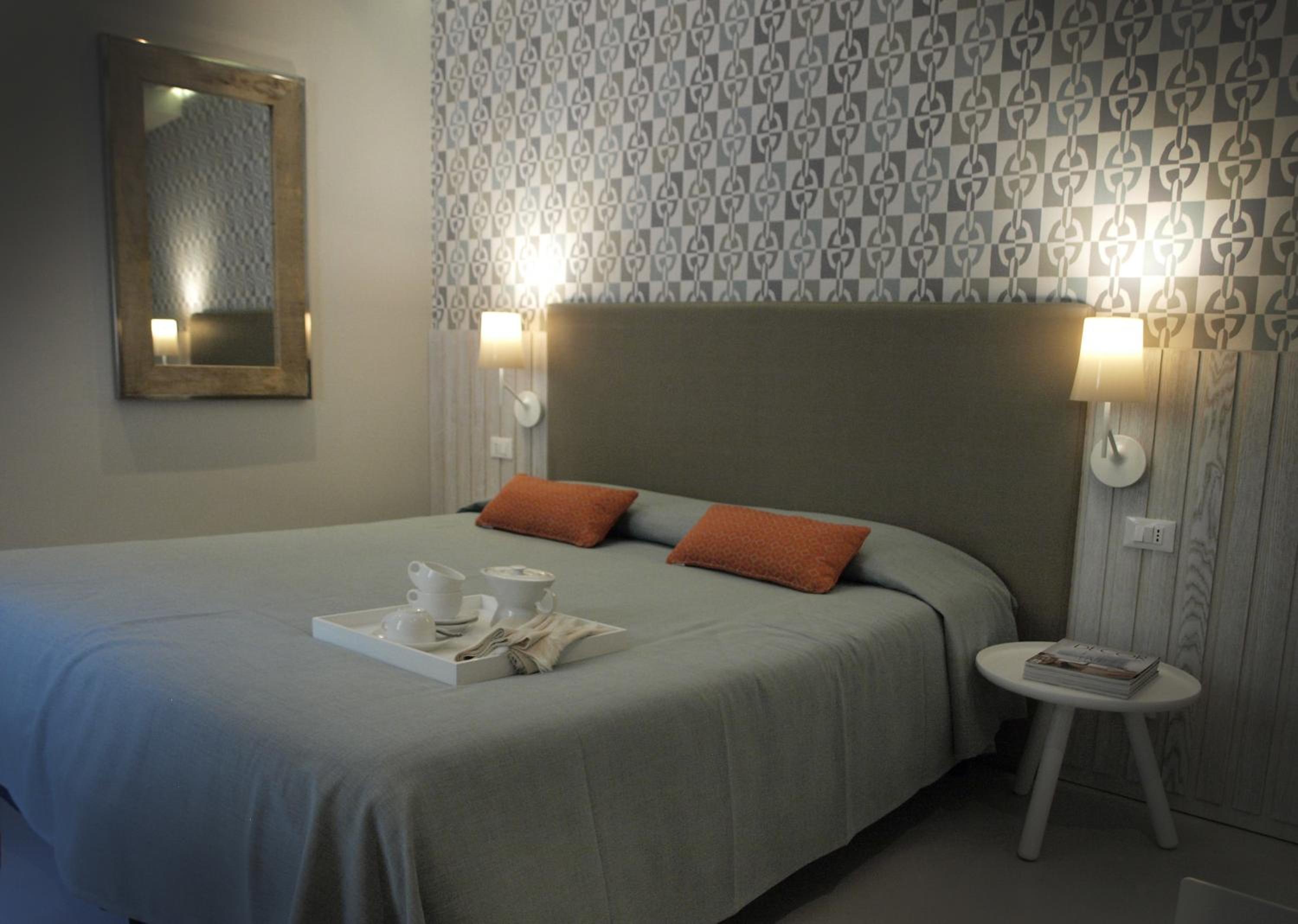 Double Room - Photo 9