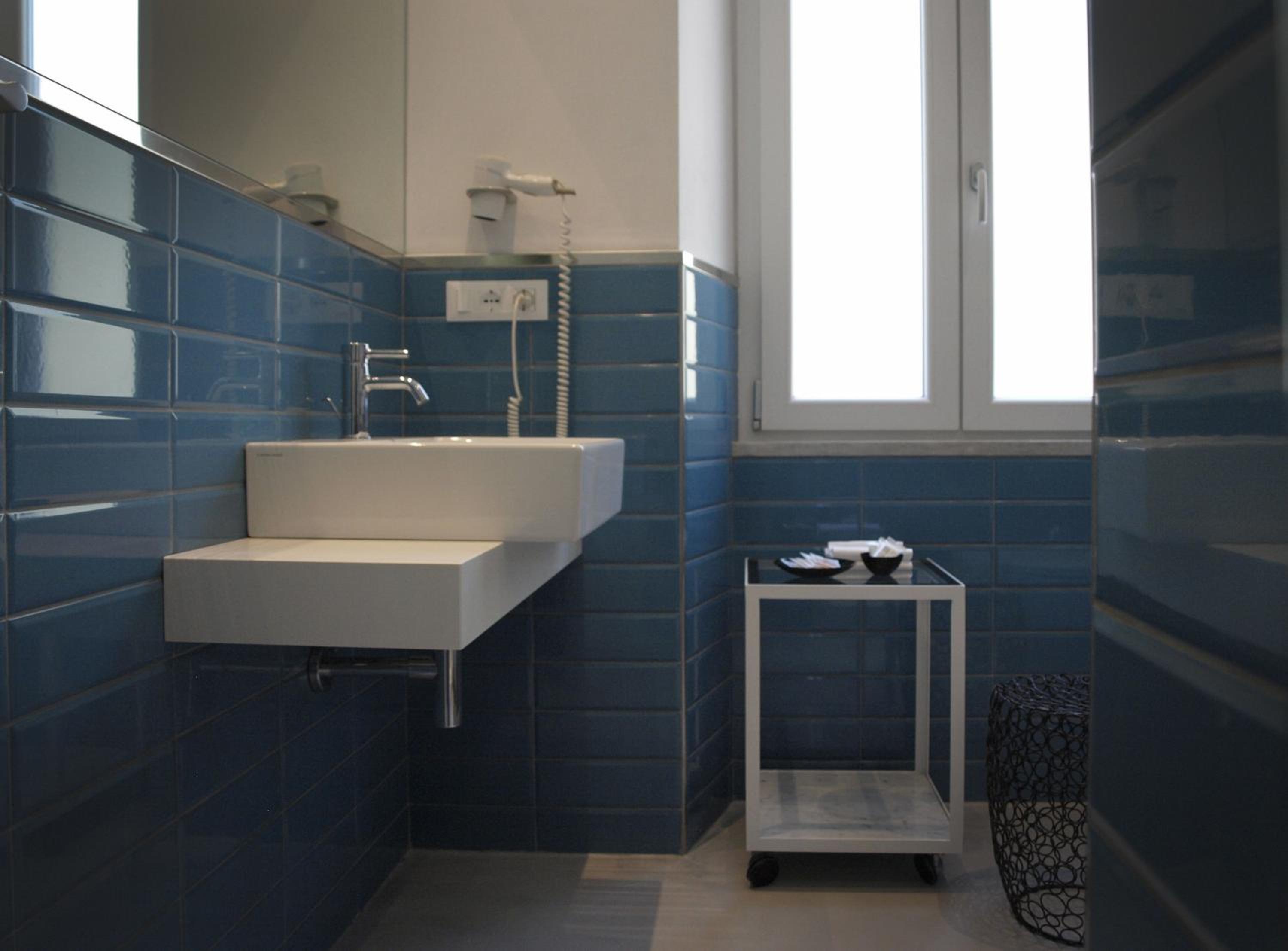 Double Room - Photo 6