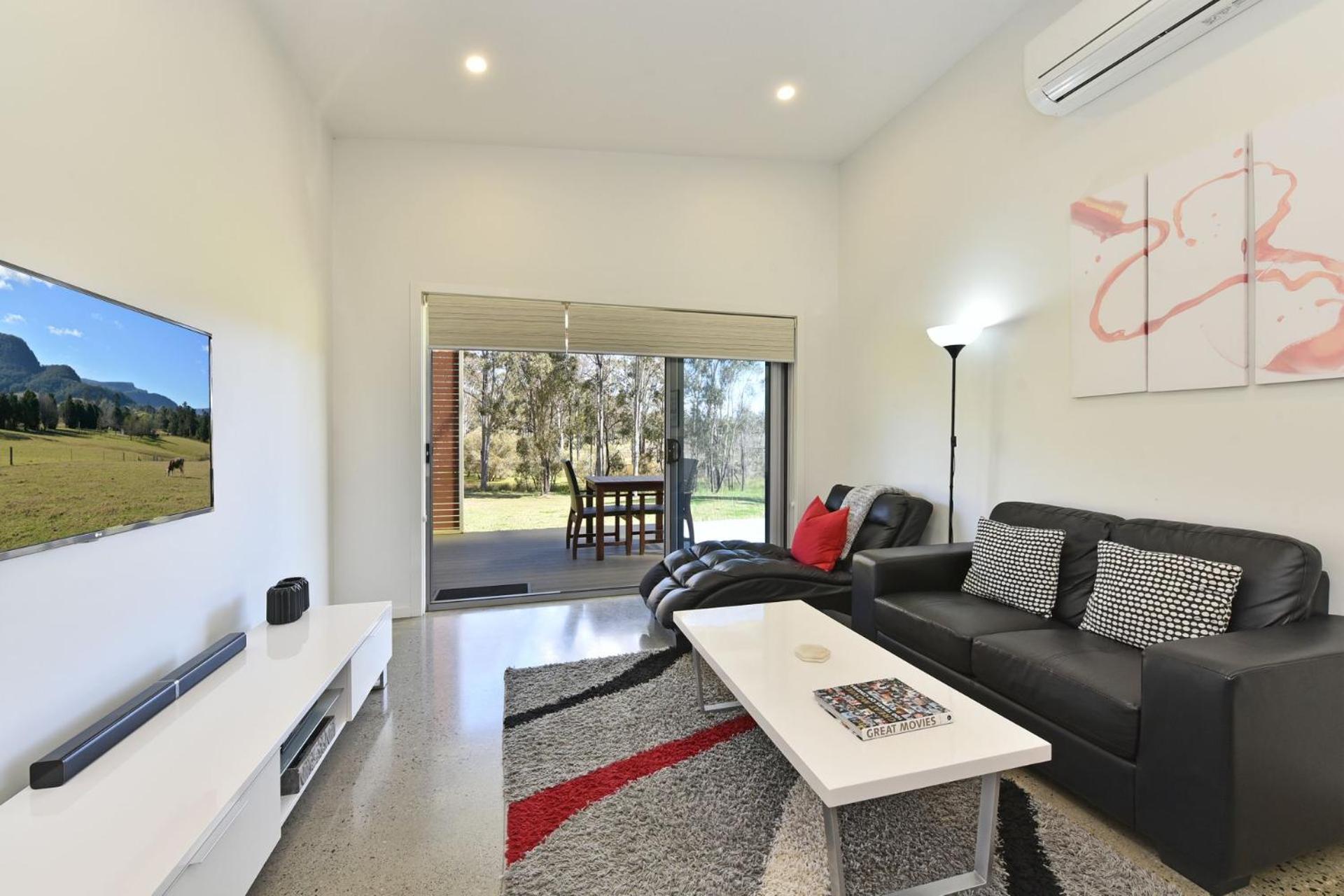 One-Bedroom Villa photo 1