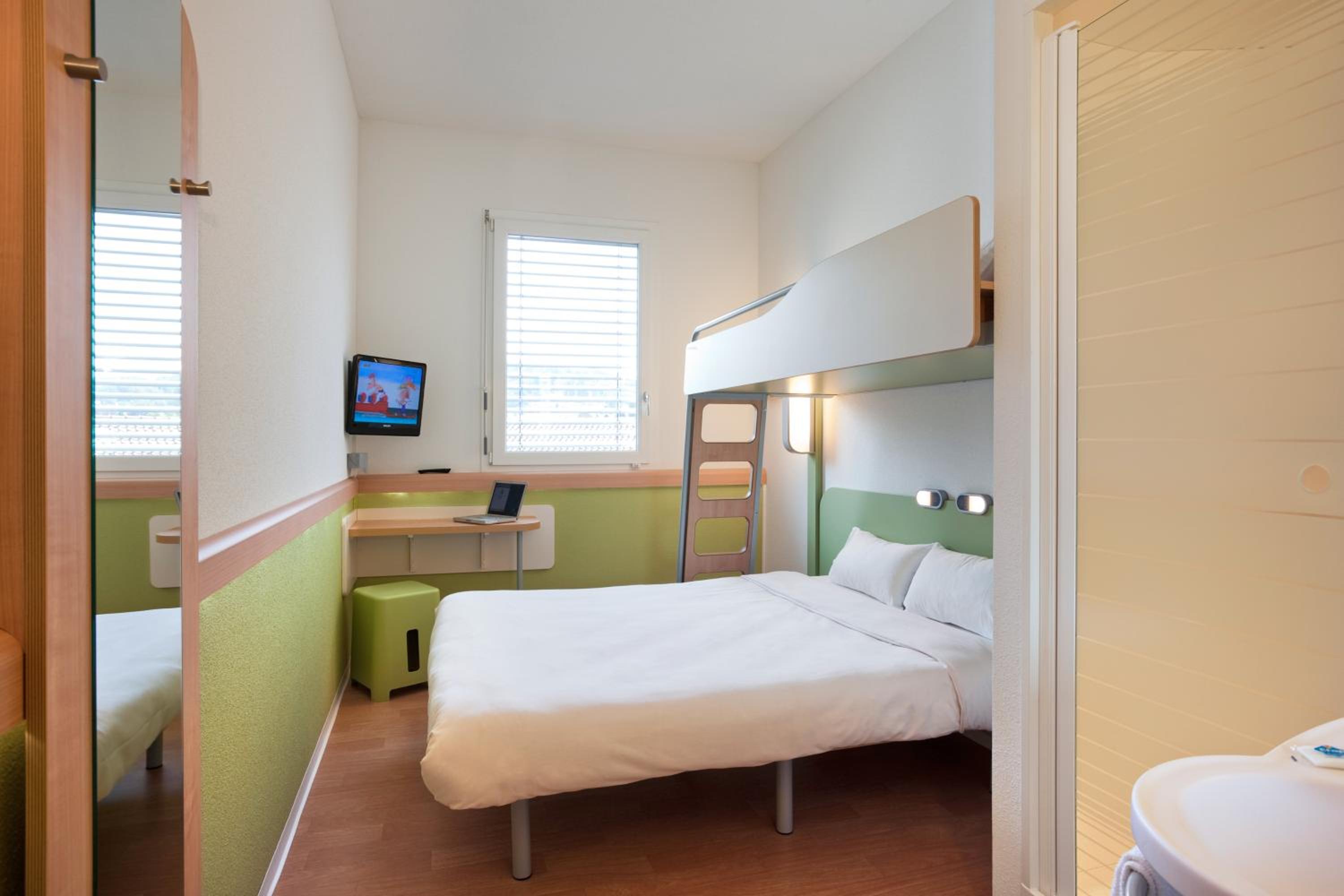Handicap Accessible Room 2 Adults  photo 2