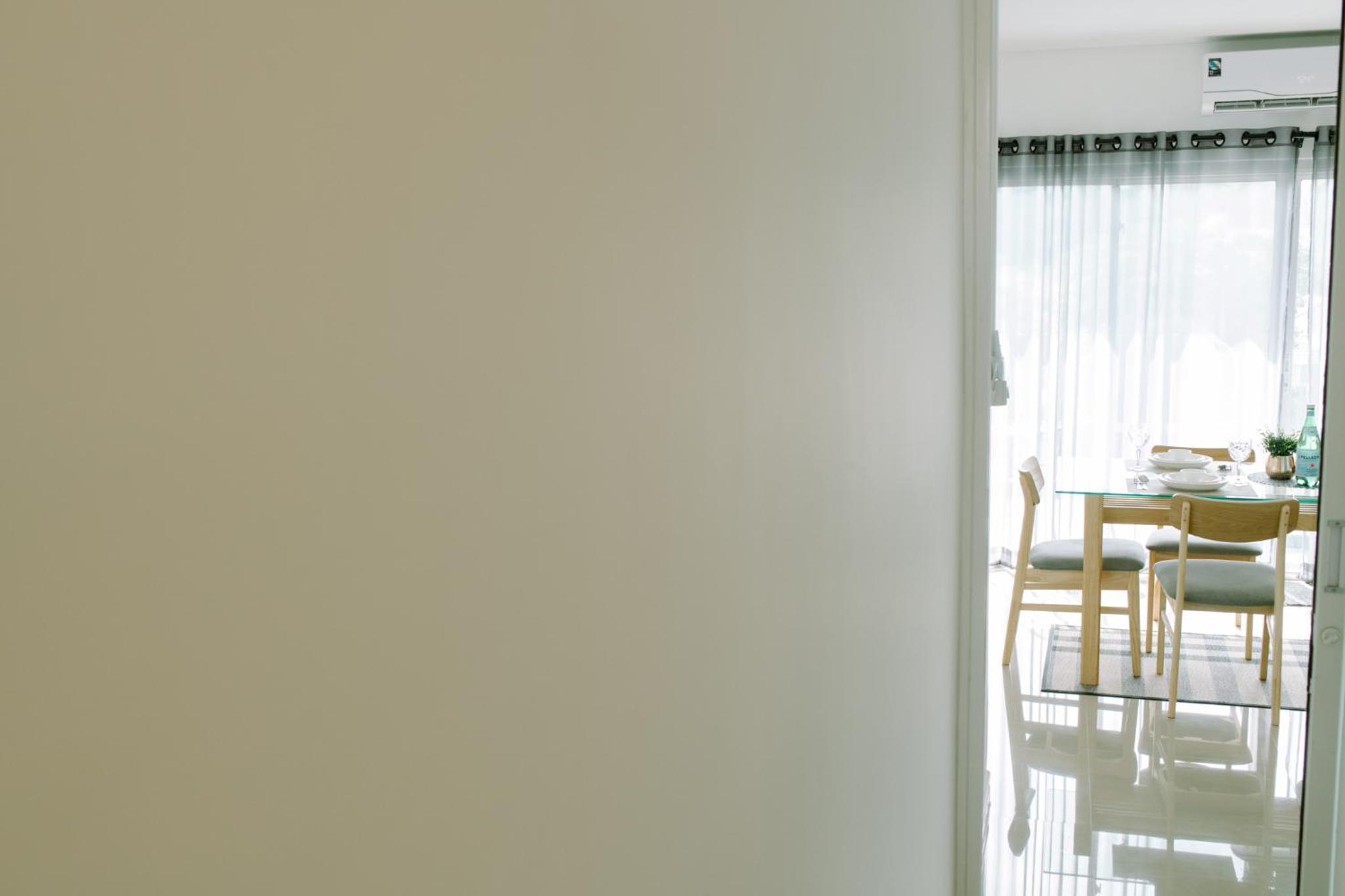 Family Suite with Balcony - Photo 14