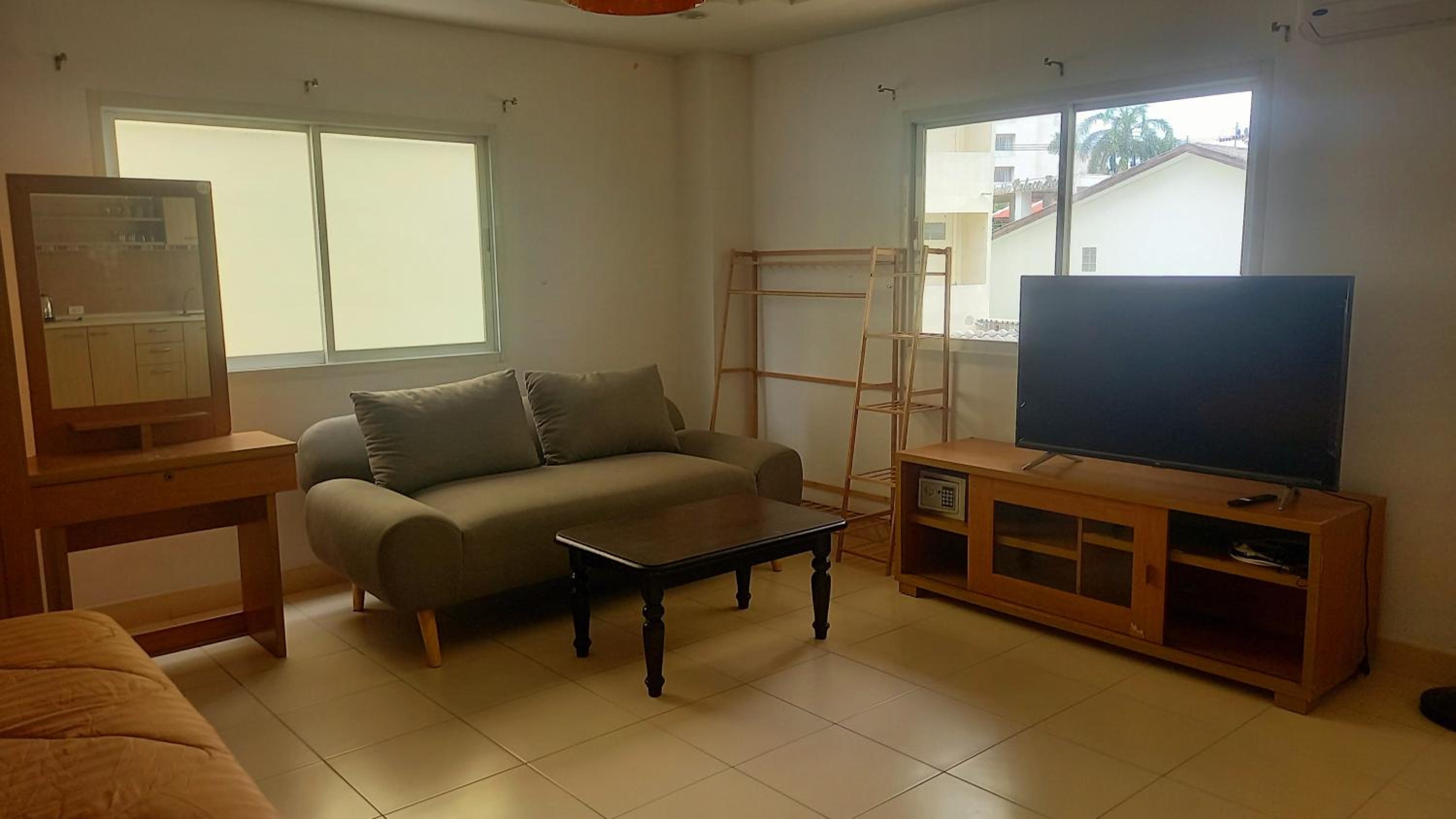King Studio with Sofa Bed - Photo 2