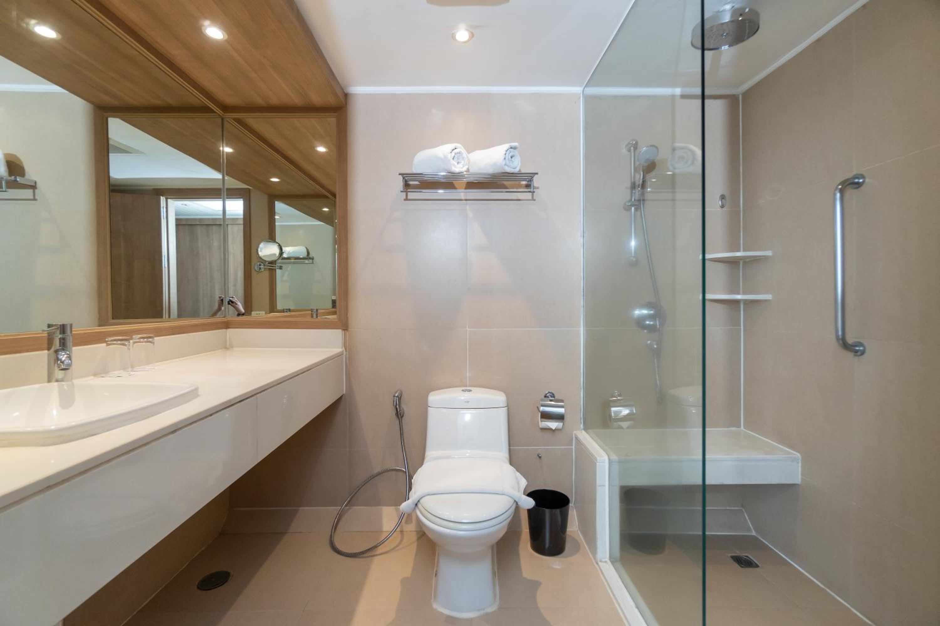 Premier King Ocean View