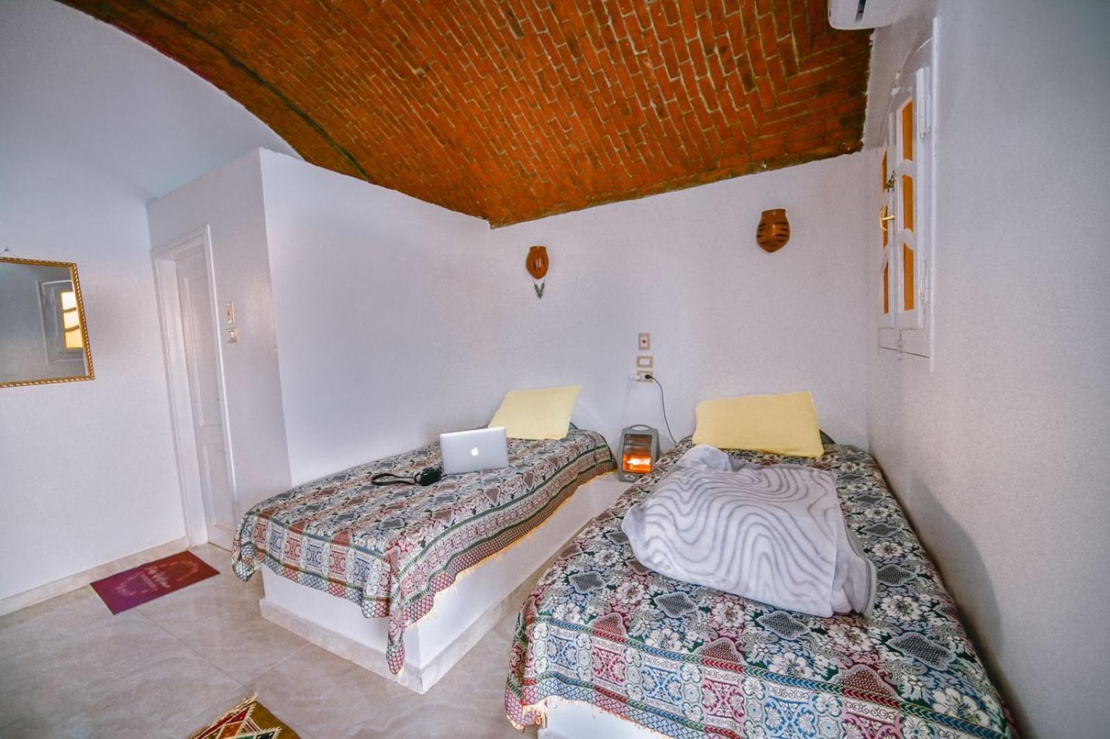 Double Room with Sea View - Photo 2