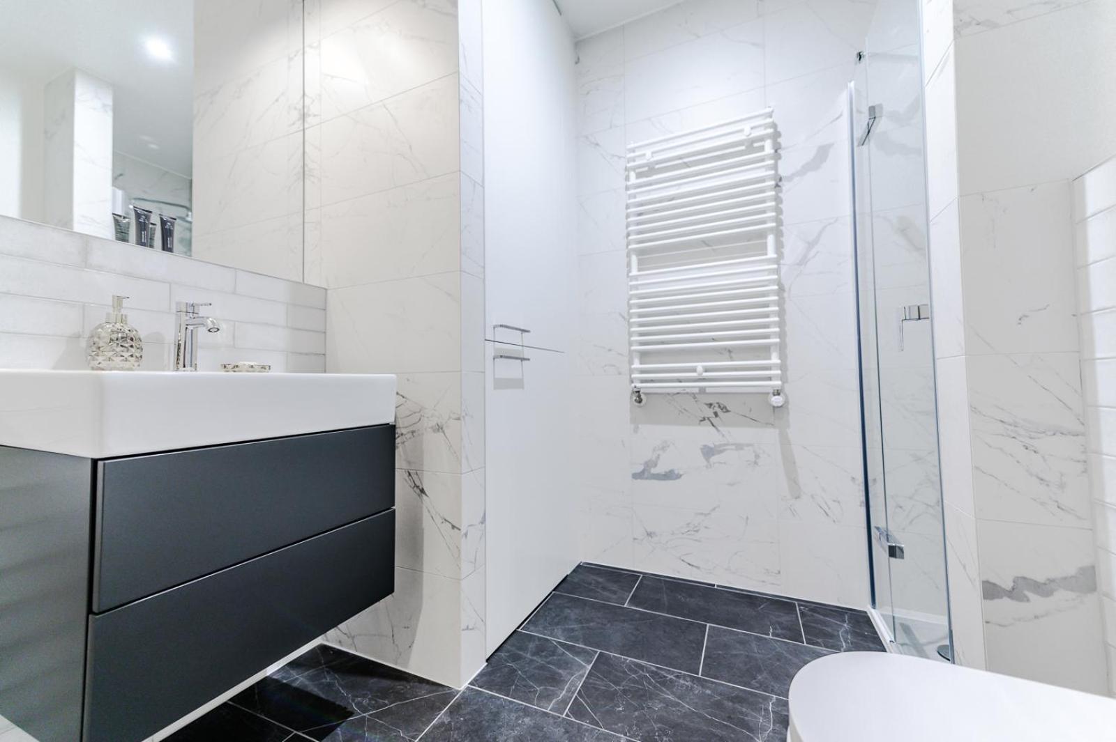 Apartment - Photo 11