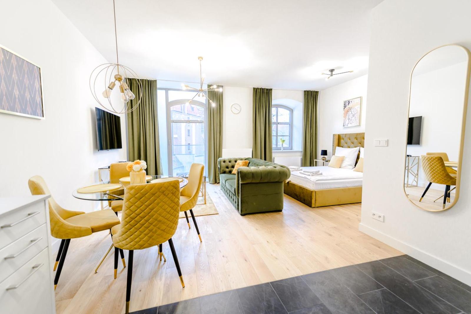 Apartment - Photo 8