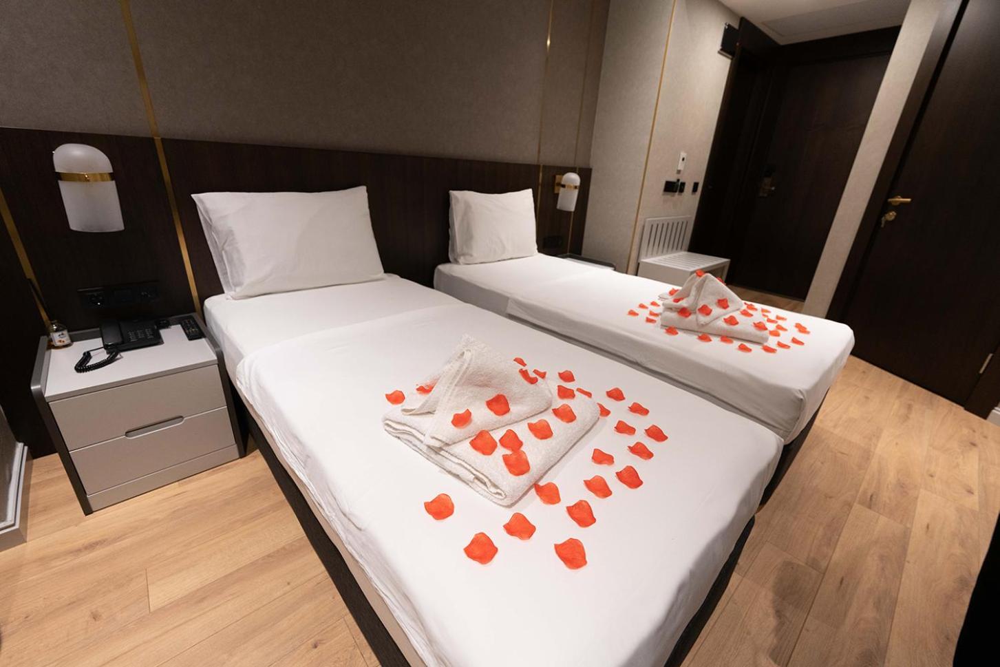  Superior Double Room with Partial Sea View photo 2